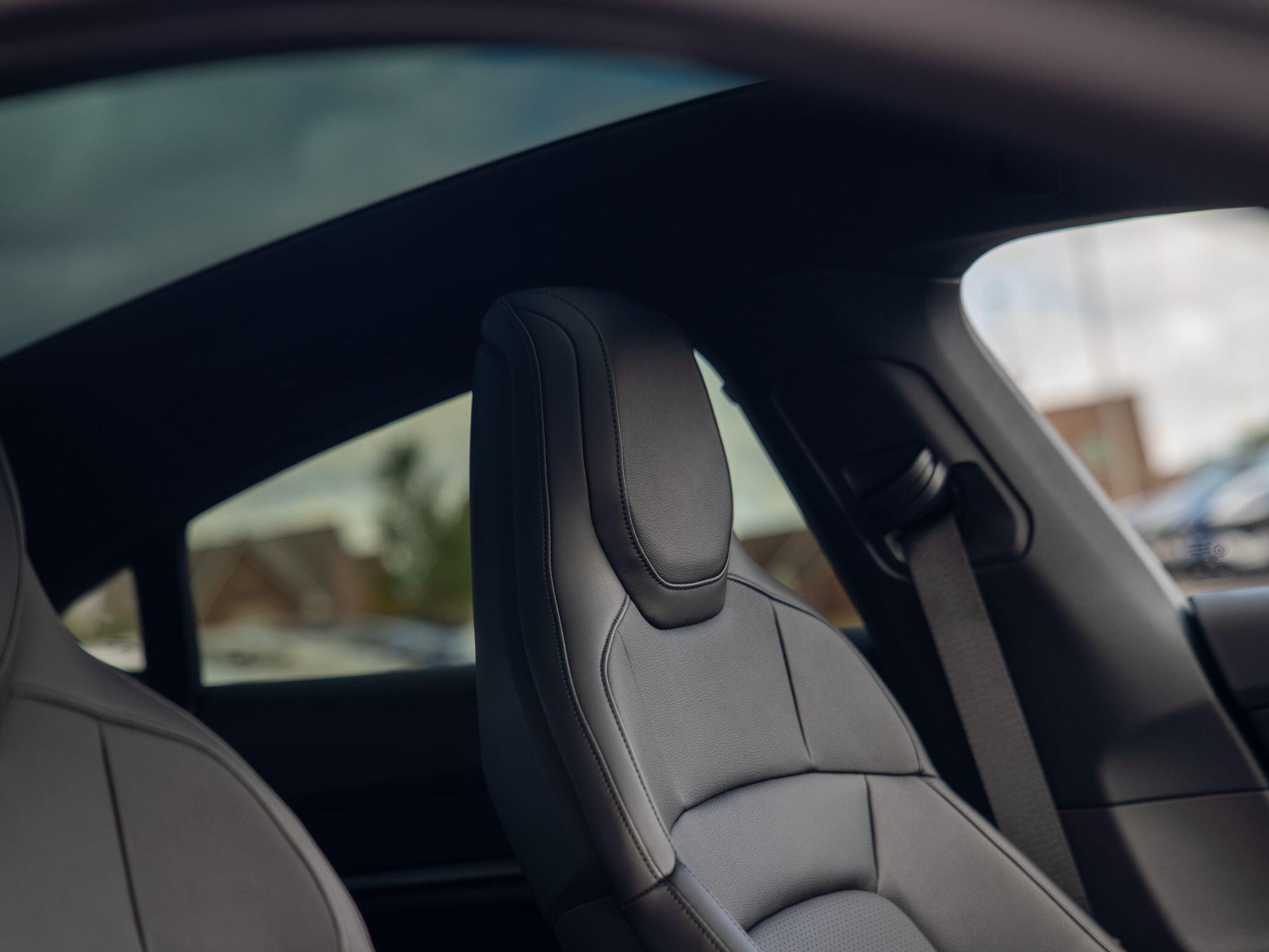 Porsche Taycan view 13