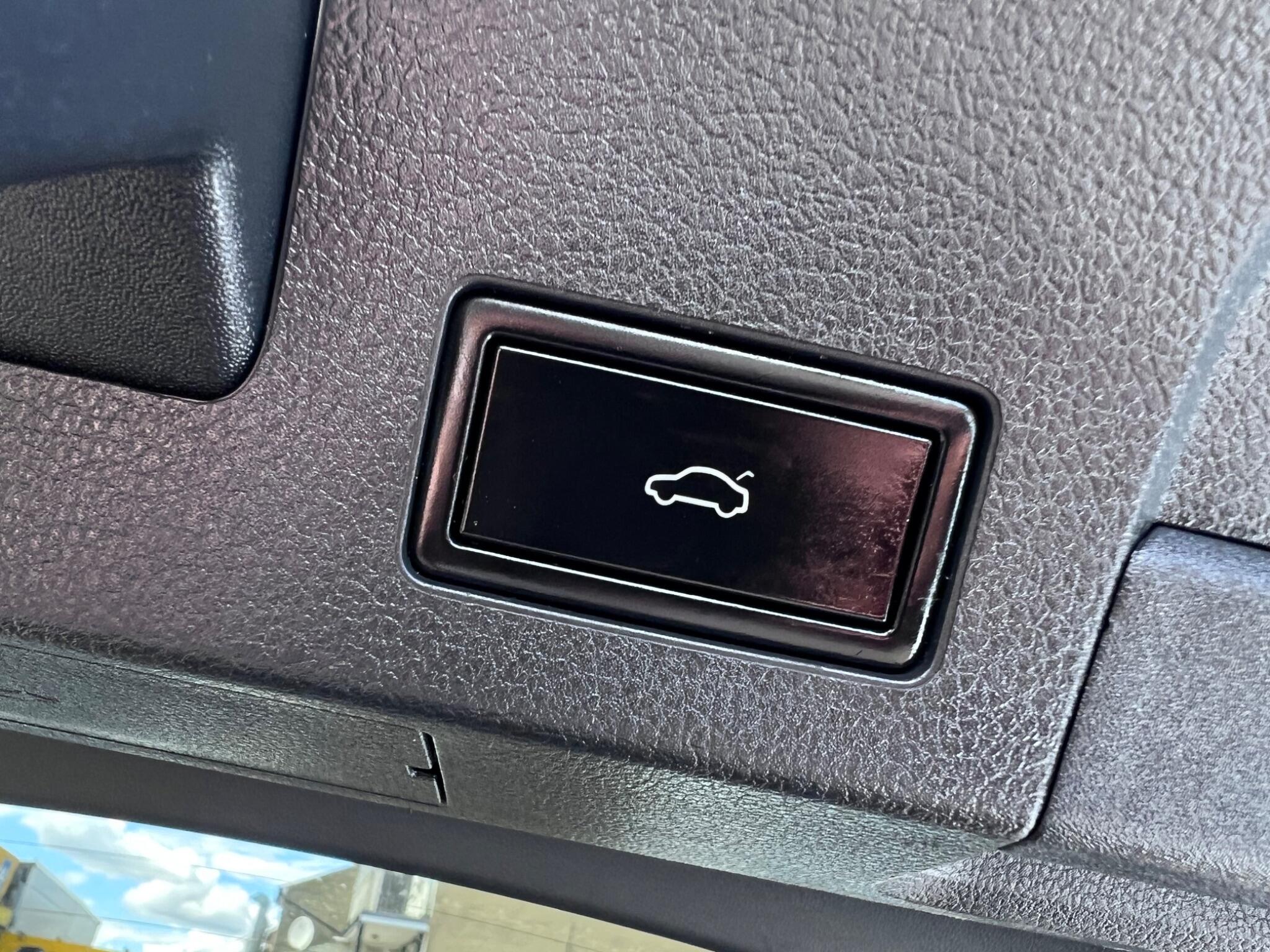 Volkswagen Arteon view 39