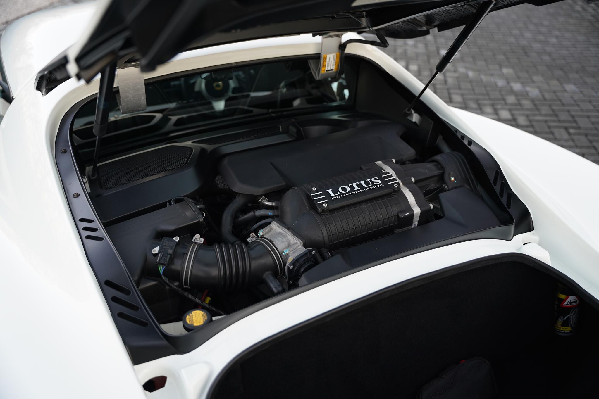 Lotus Exige view 100