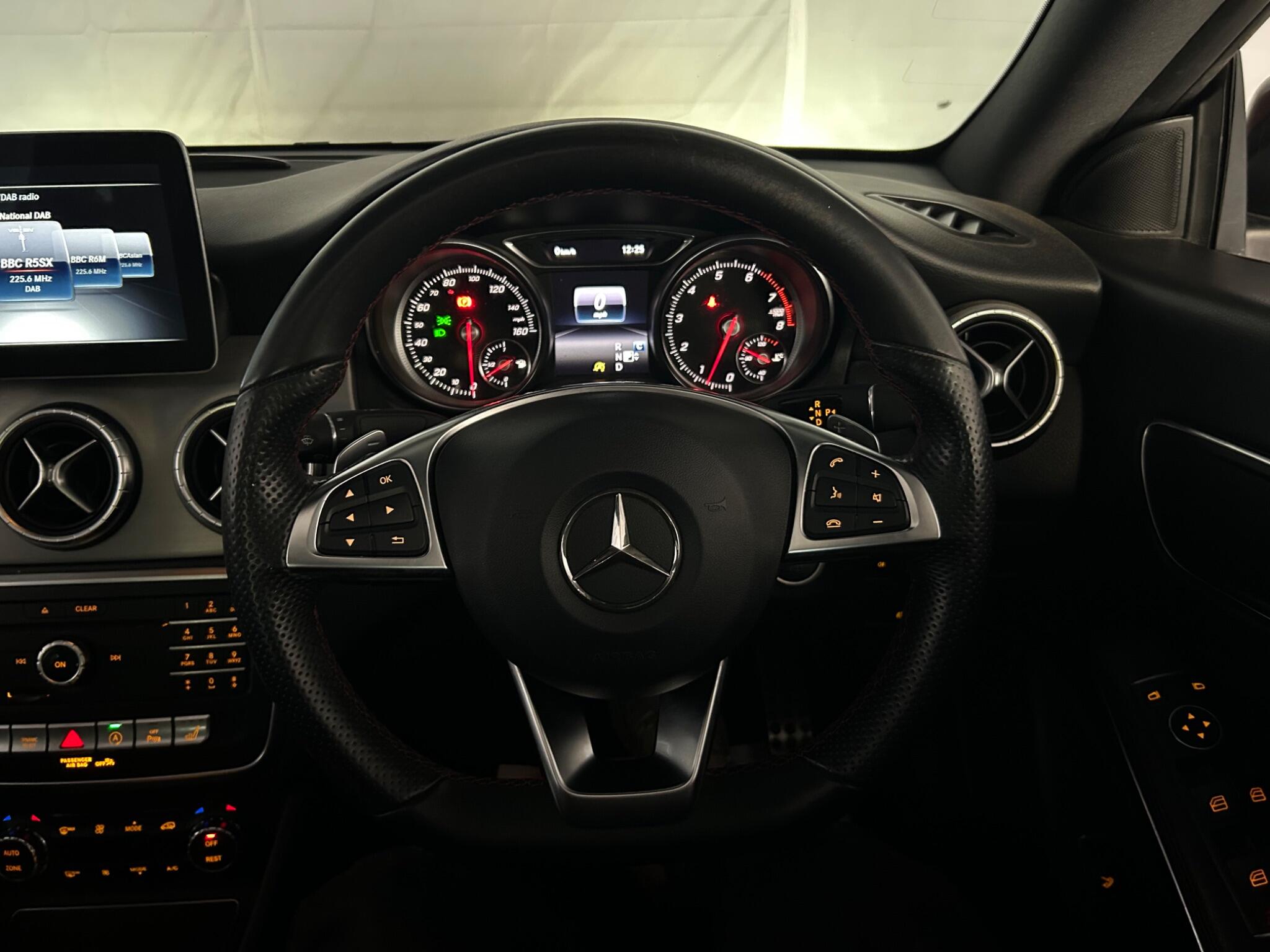 Mercedes-Benz Cla view 43