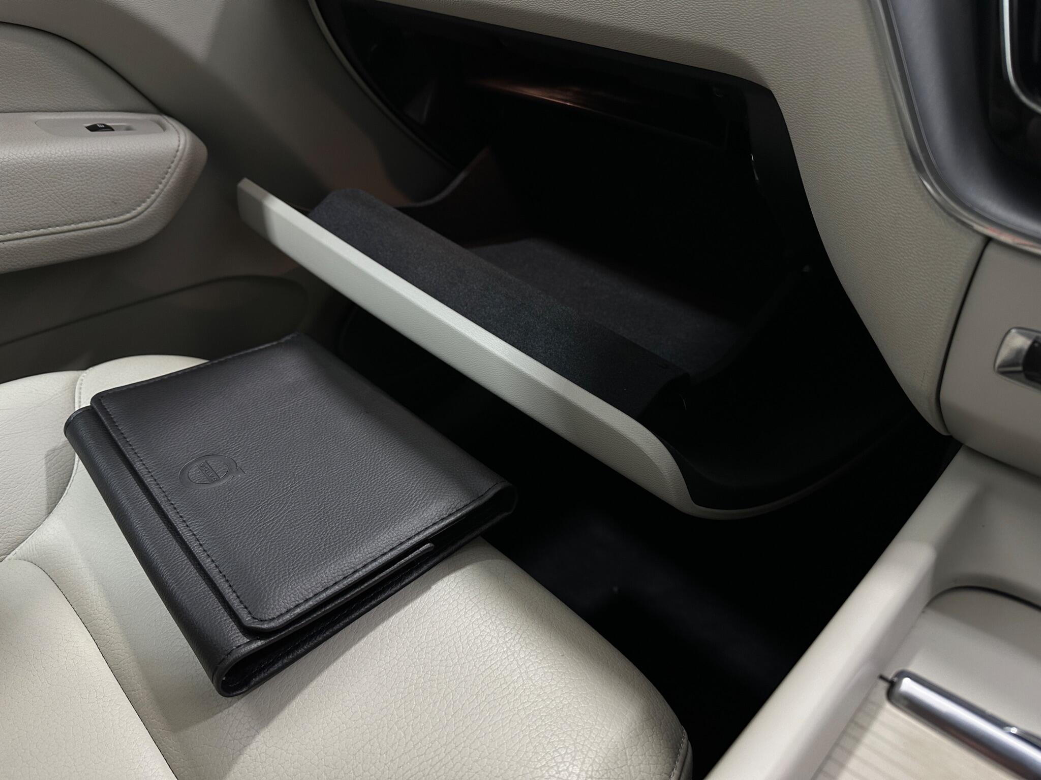 Volvo XC60 view 27