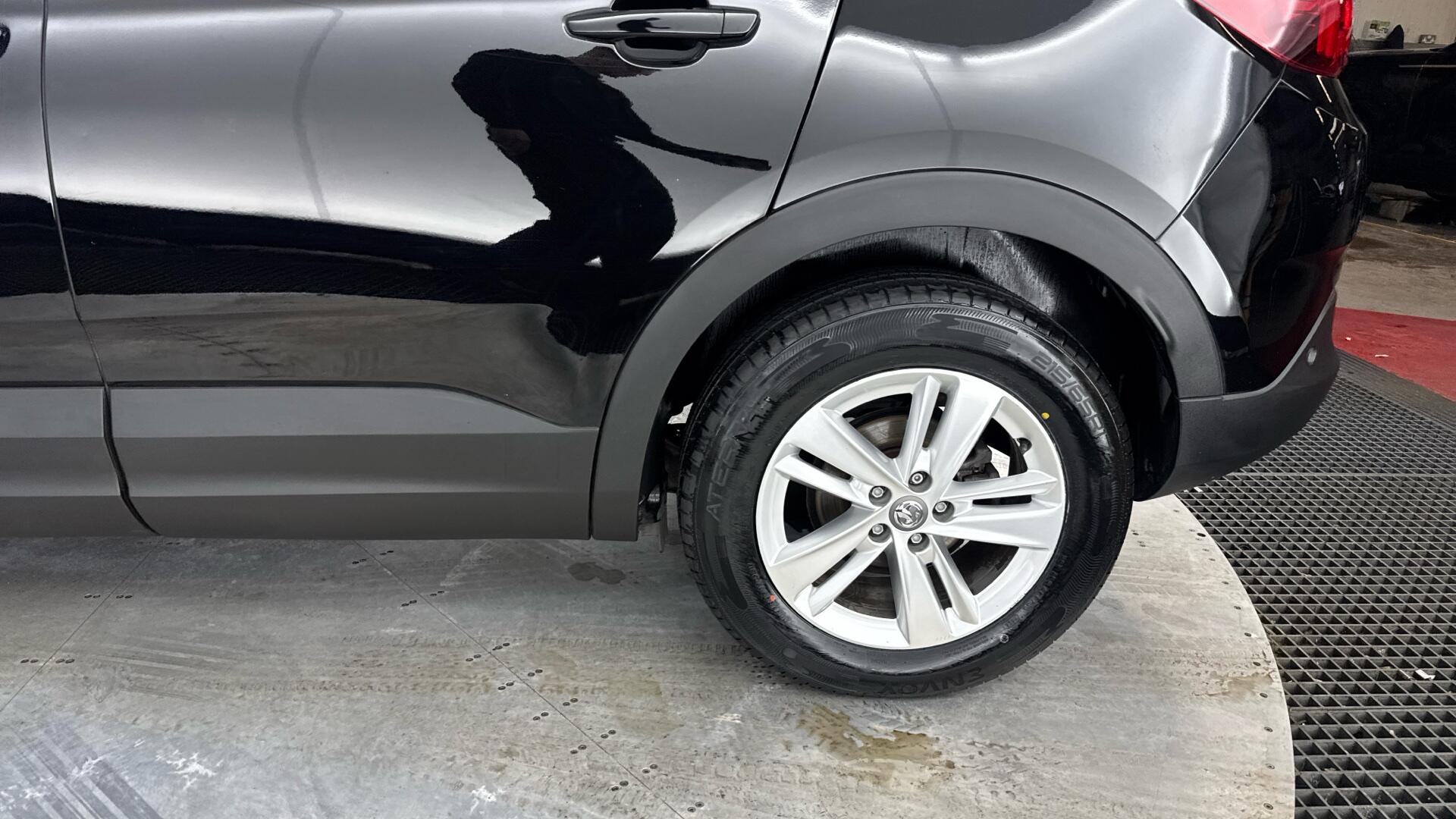 Vauxhall Grandland X view 22