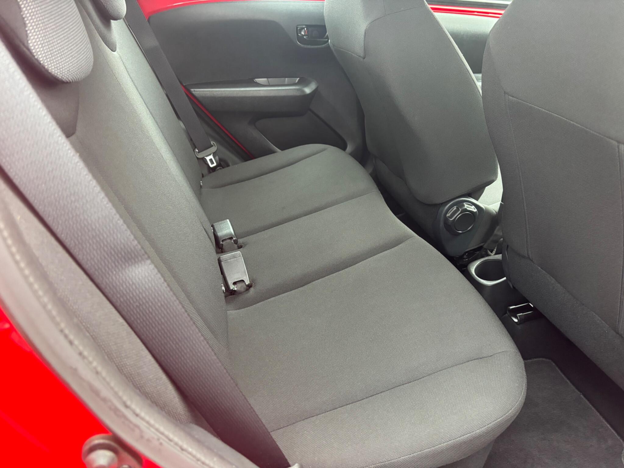Toyota Aygo view 19