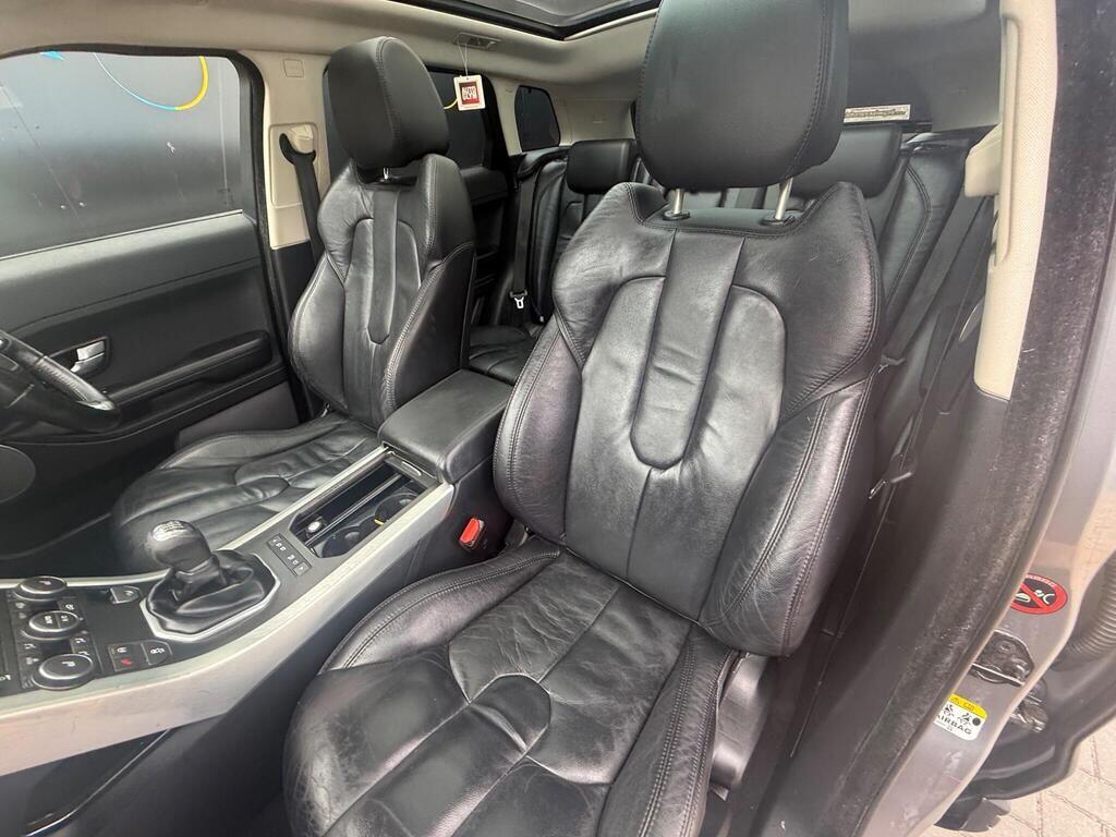 Land Rover Range Rover Evoque view 17
