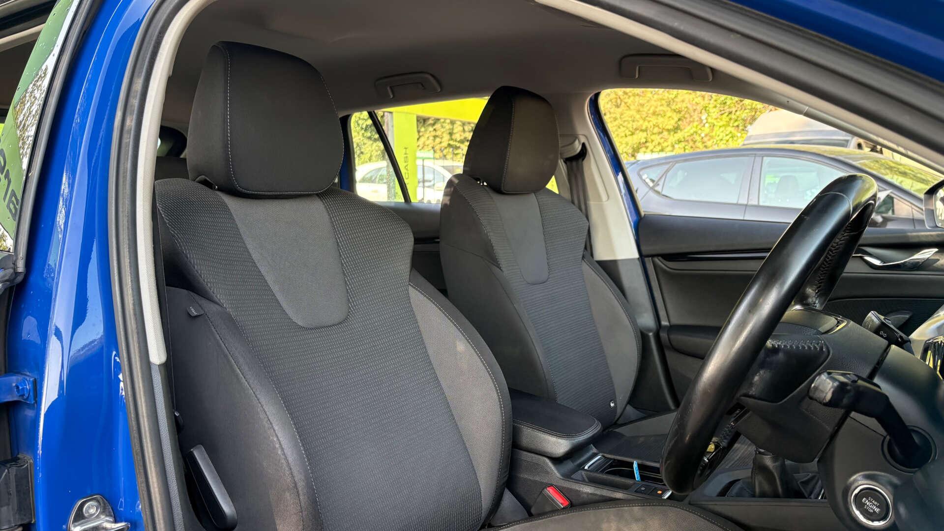 Skoda Octavia view 8