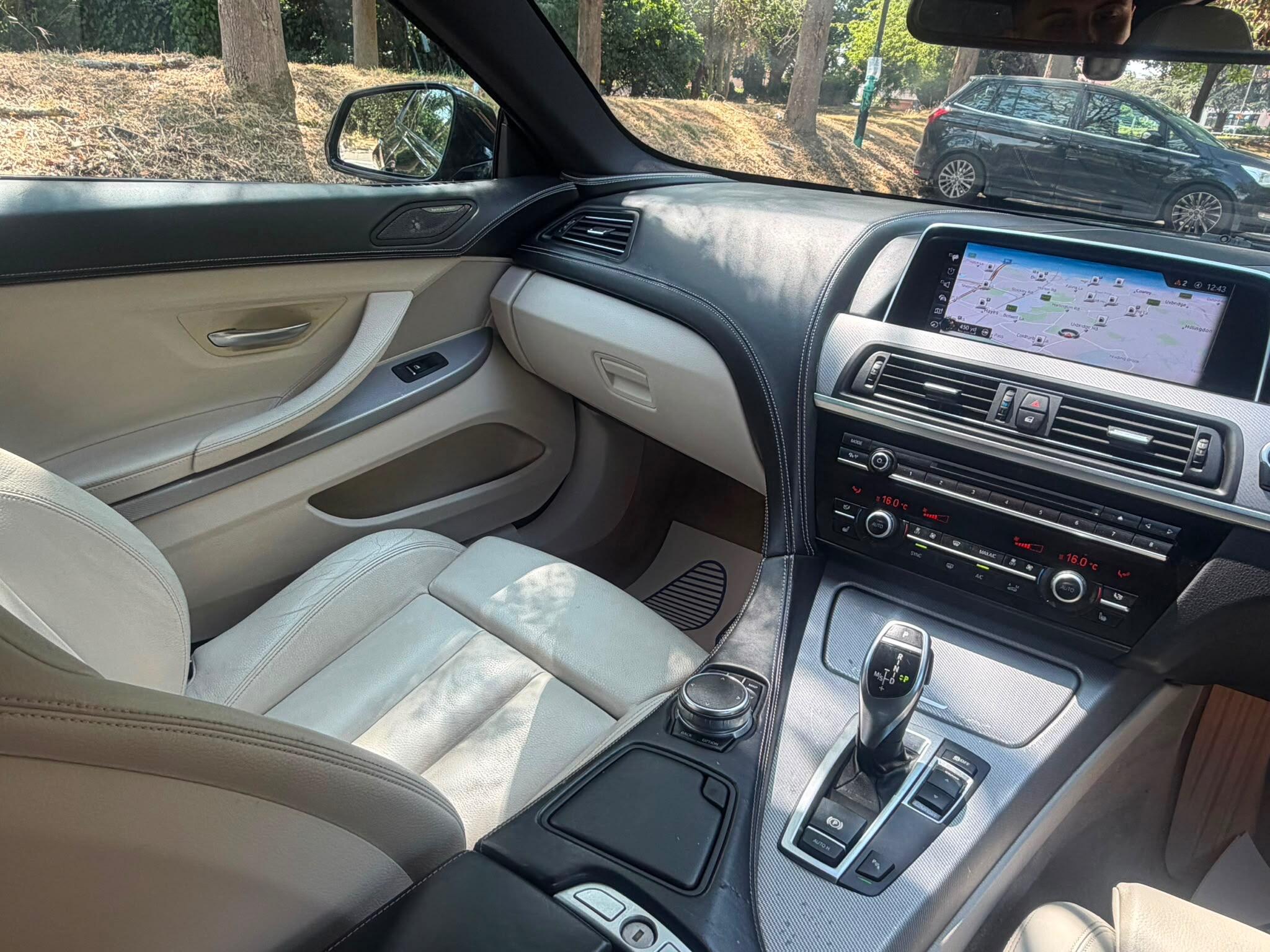 BMW 6 Series view 22