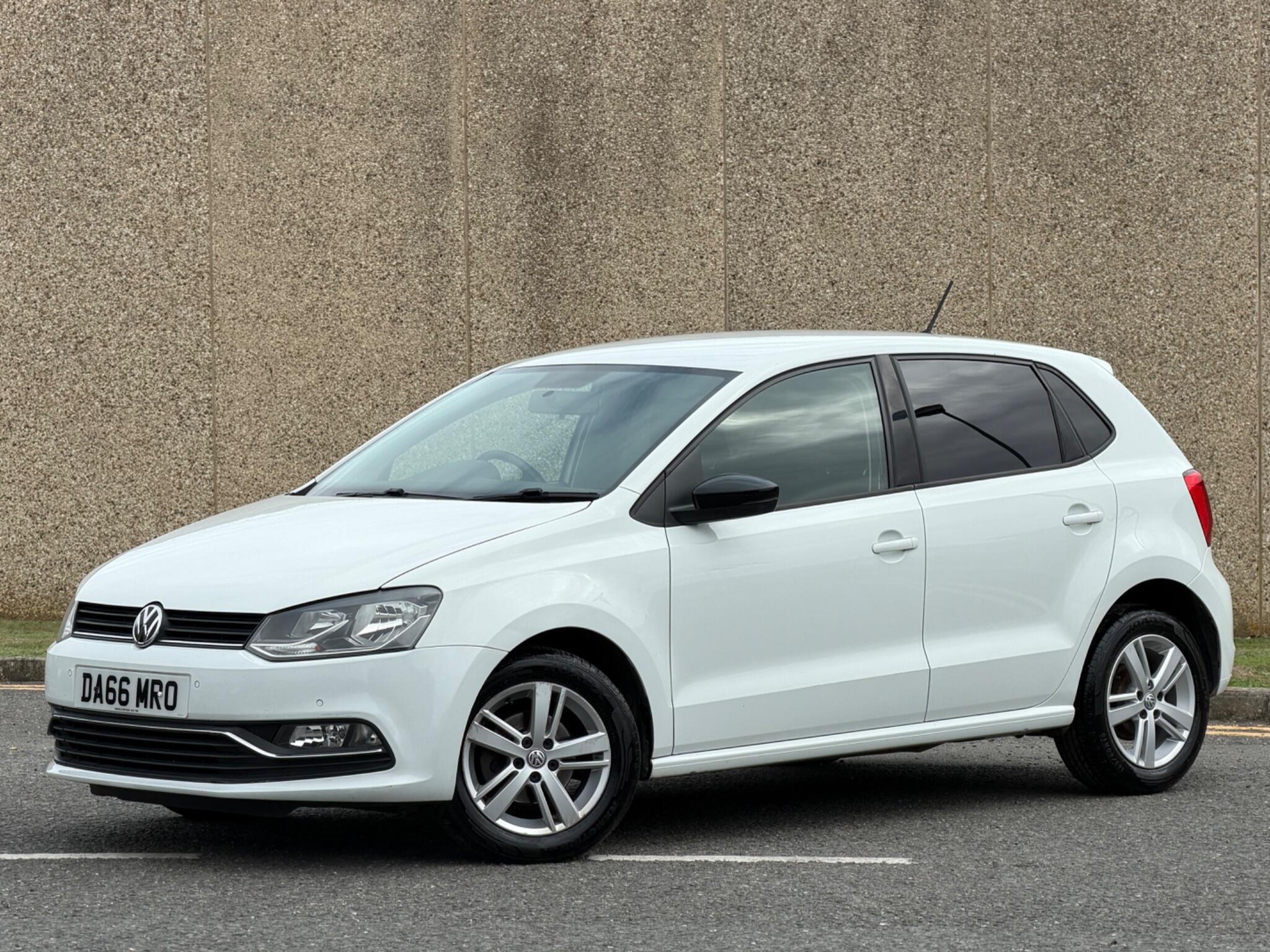Volkswagen Polo view 10