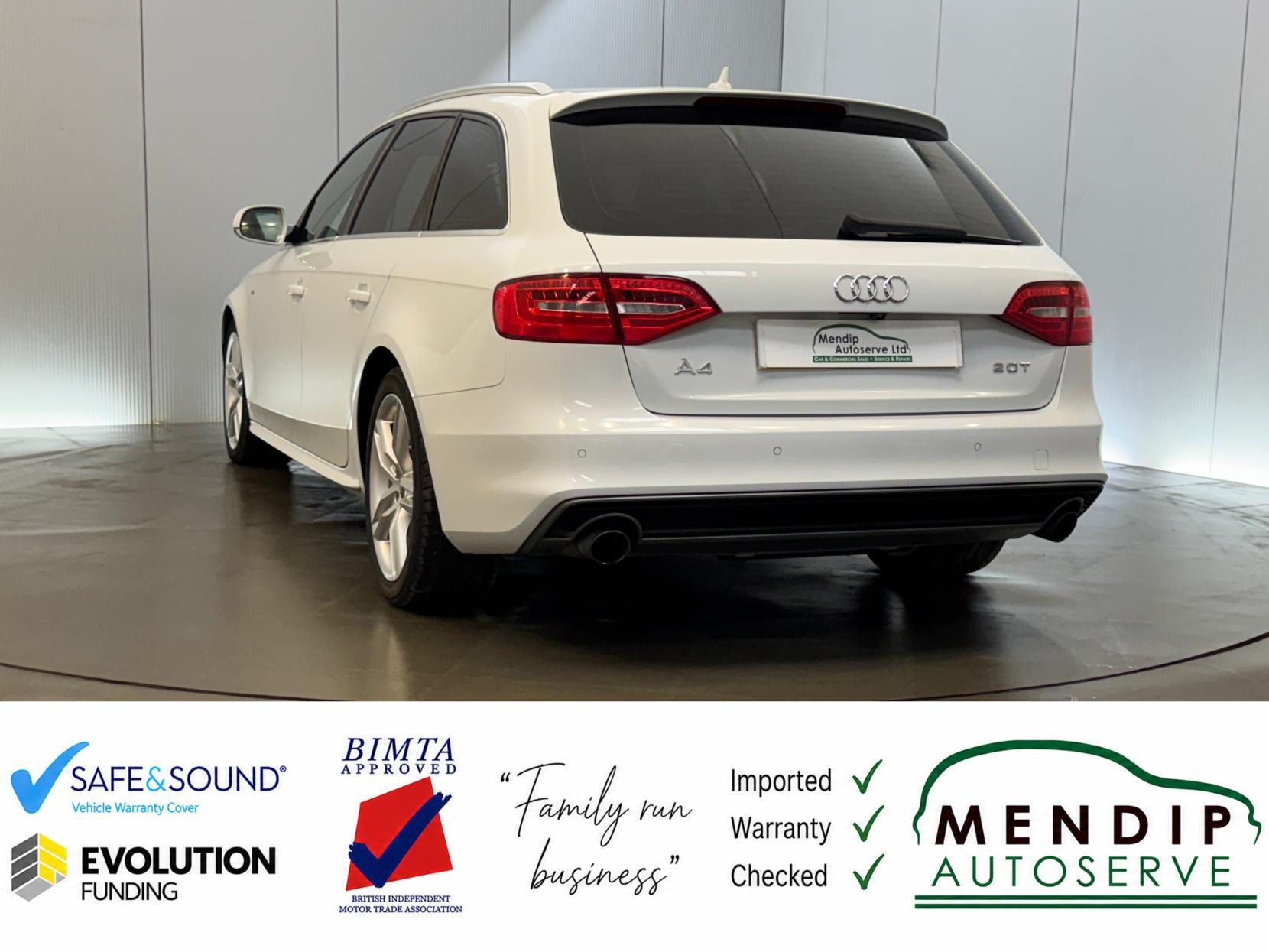 Audi A4 Avant view 13