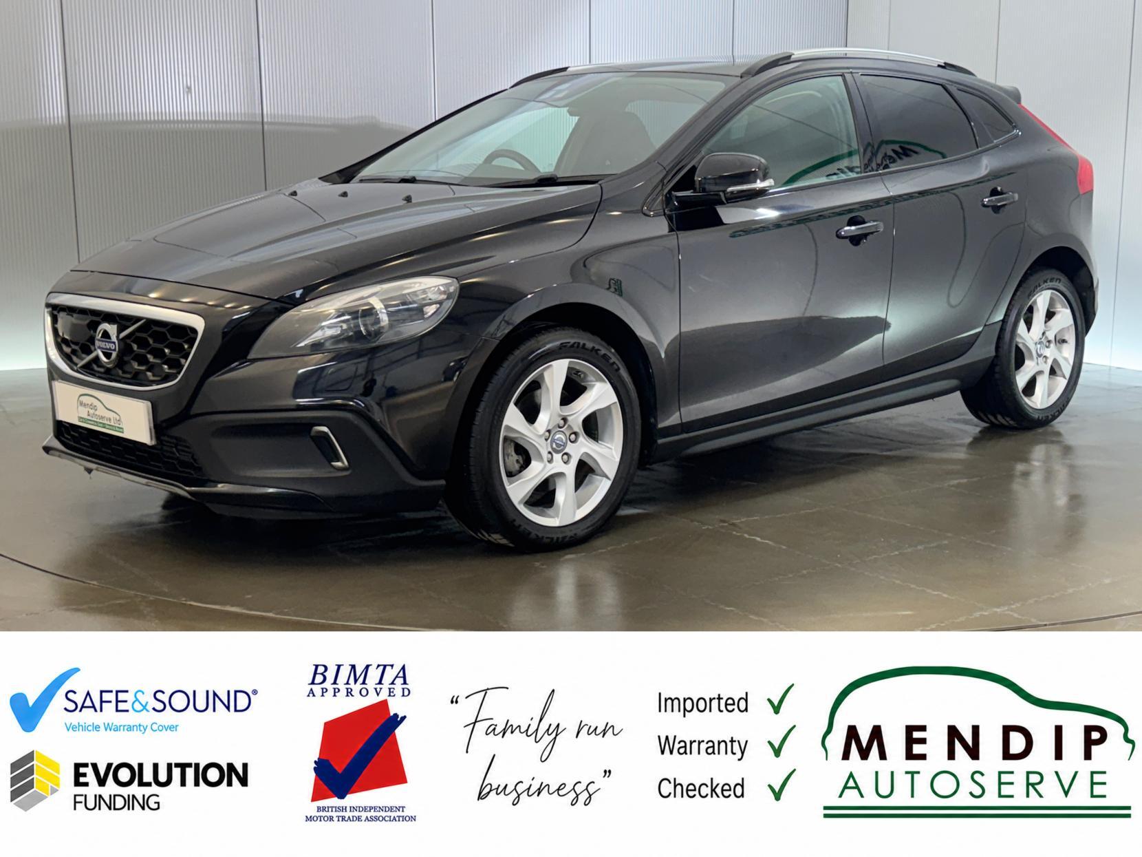 Volvo V40 Cross Country view 42