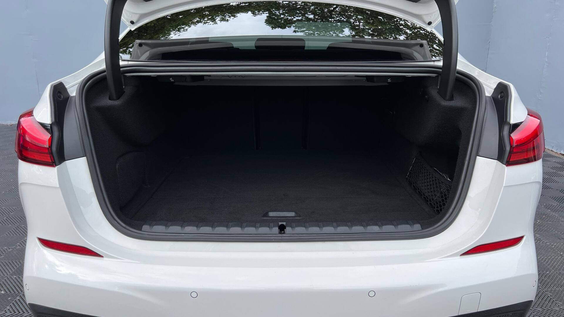 BMW 2 Series view 13