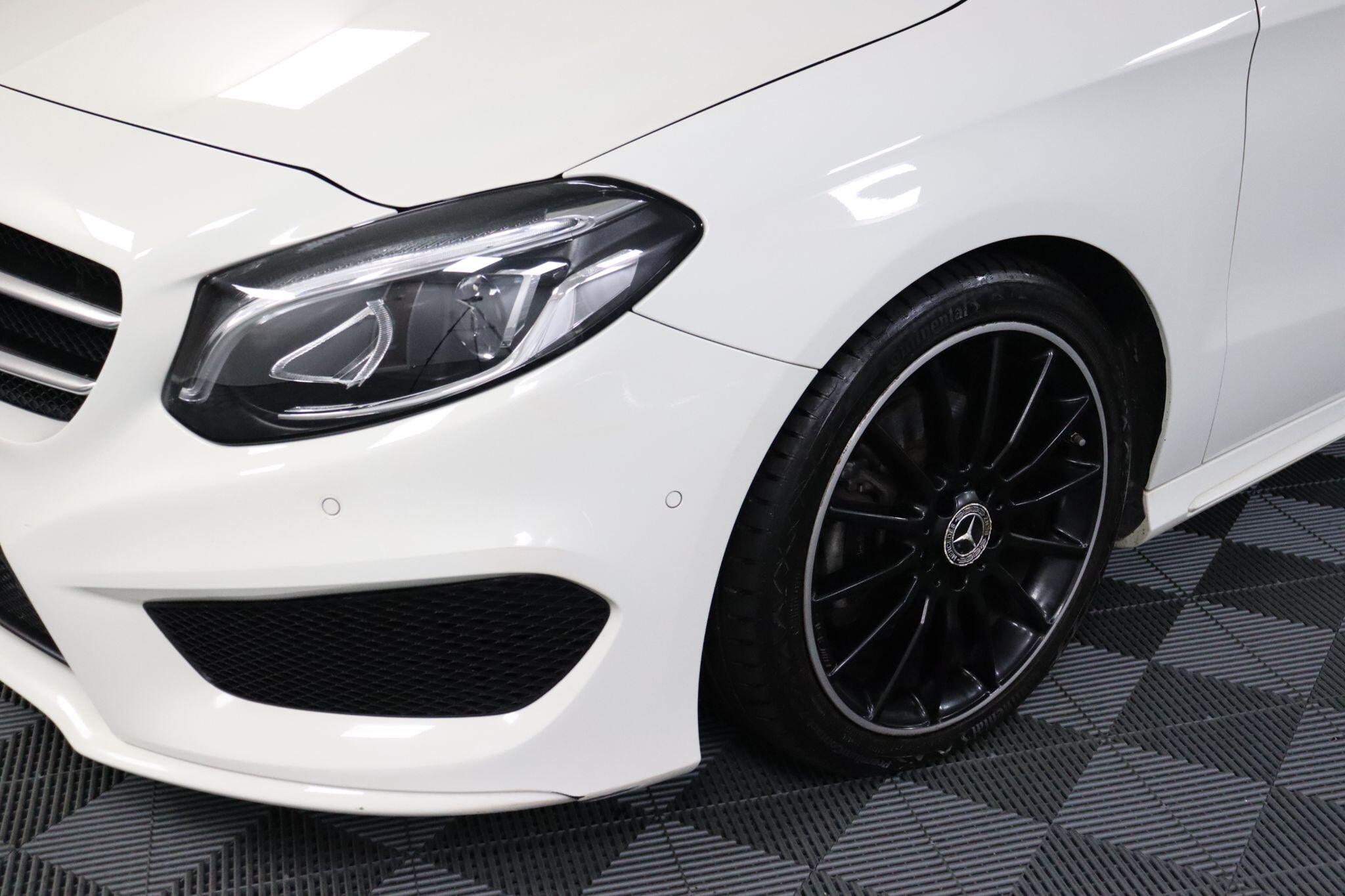 Mercedes-Benz B Class view 33