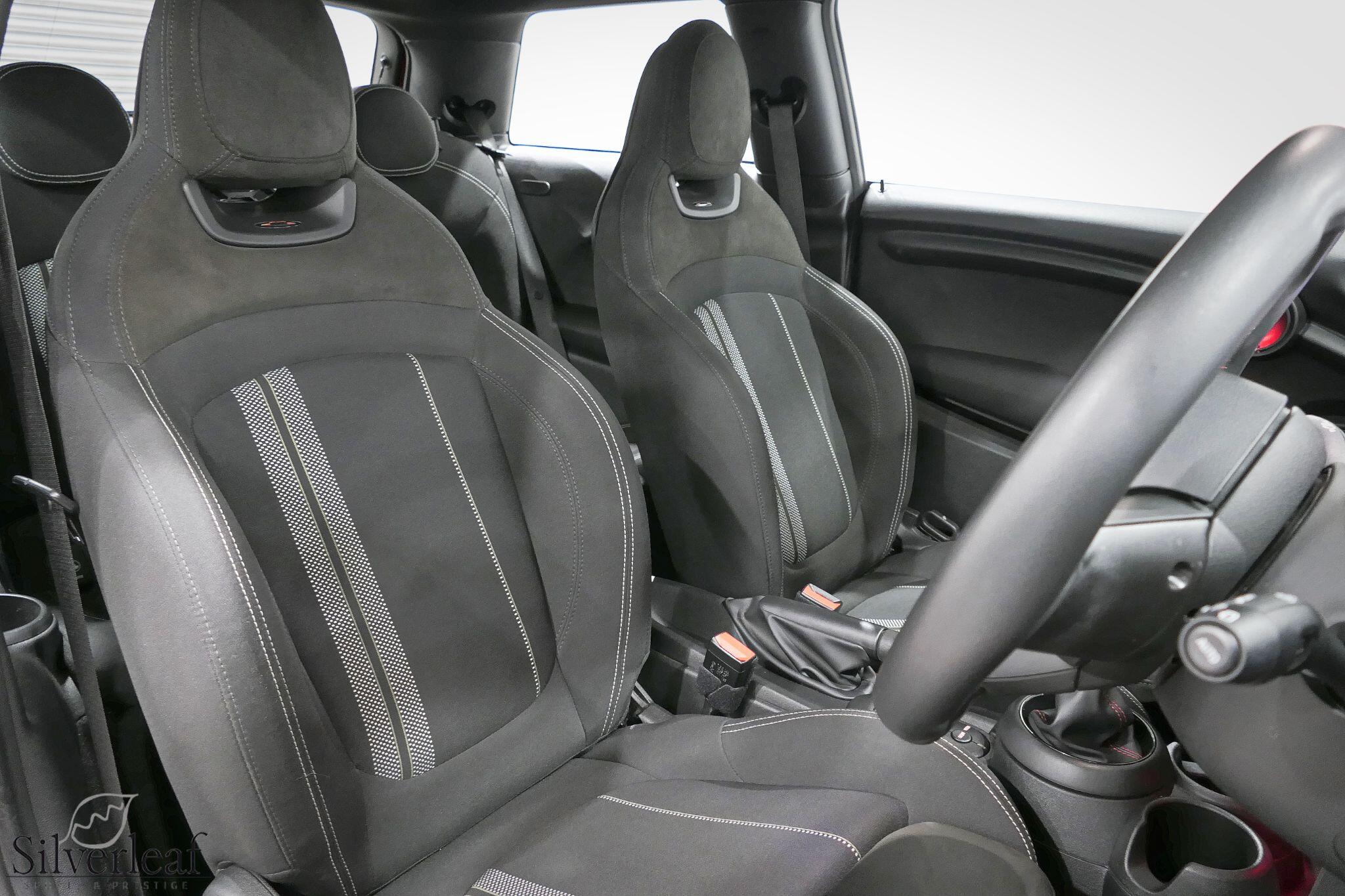 Mini Cooper view 19