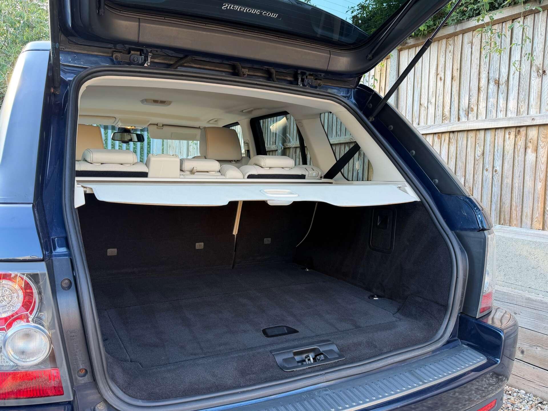 Land Rover Range Rover Sport view 15