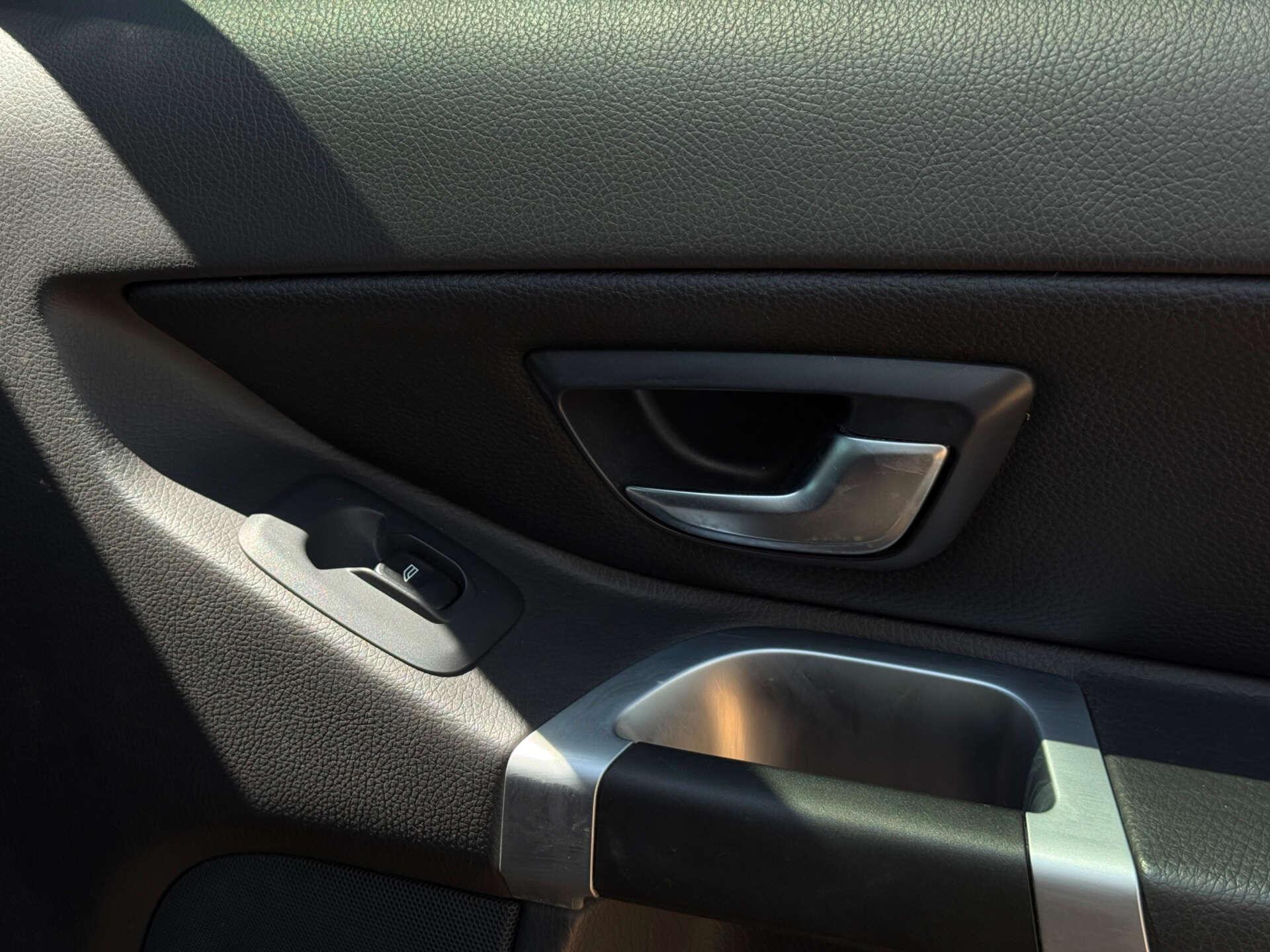 Volvo XC90 view 26