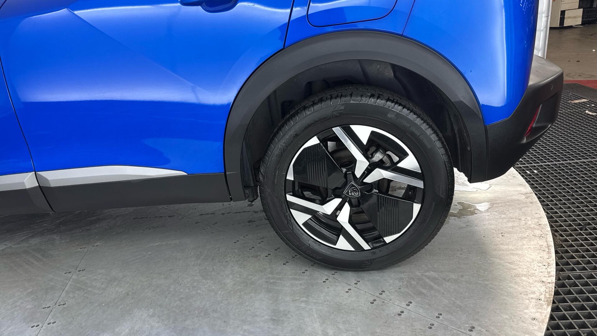 Peugeot 2008 view 24
