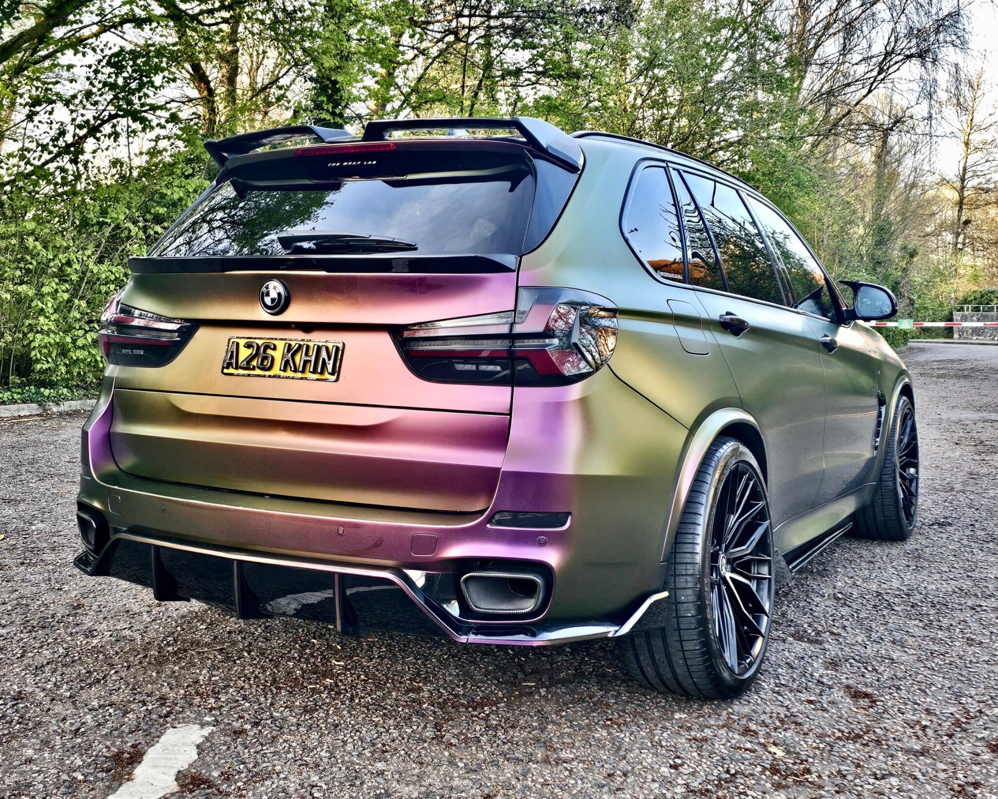 BMW X5 view 11
