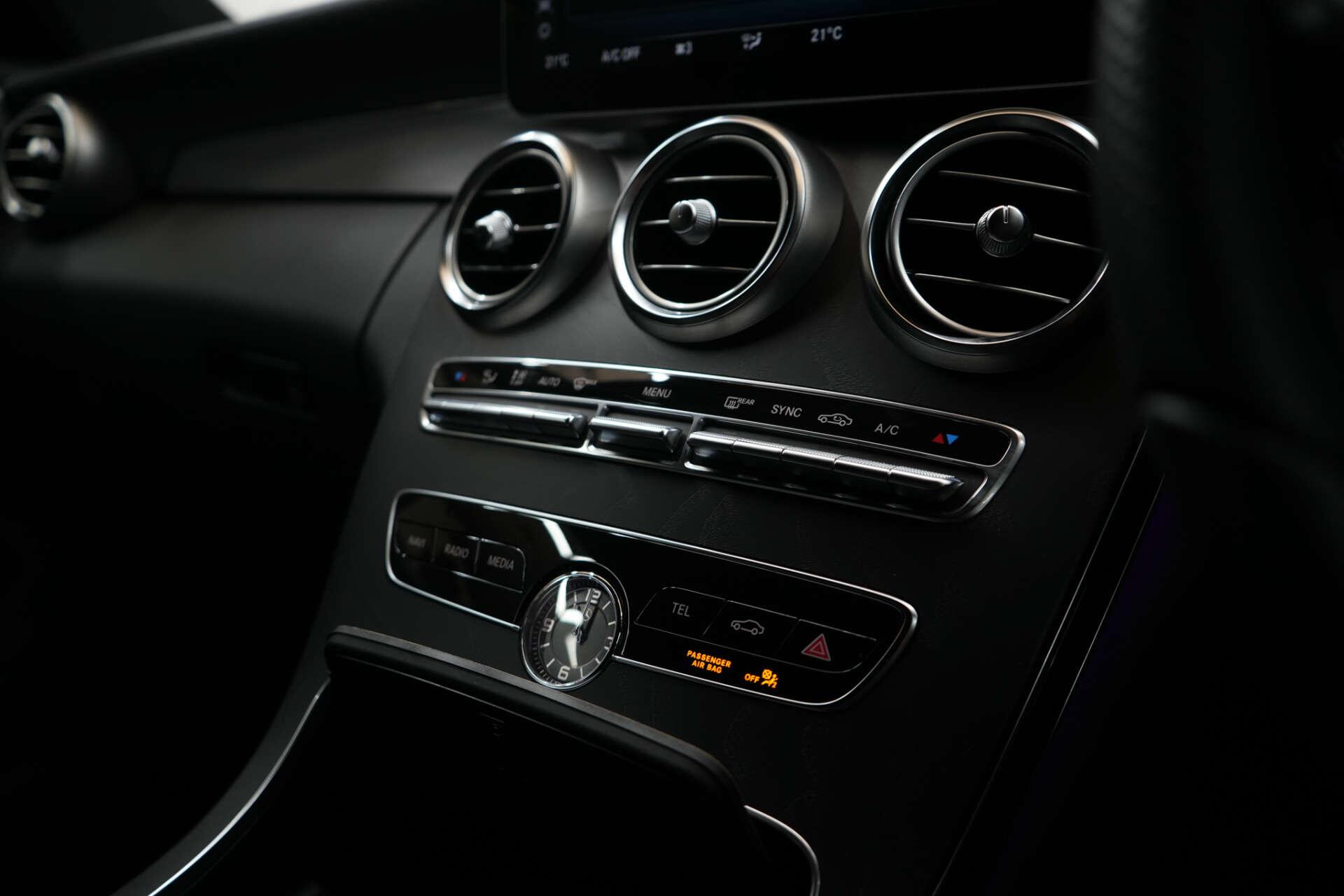 Mercedes-Benz C Class view 31