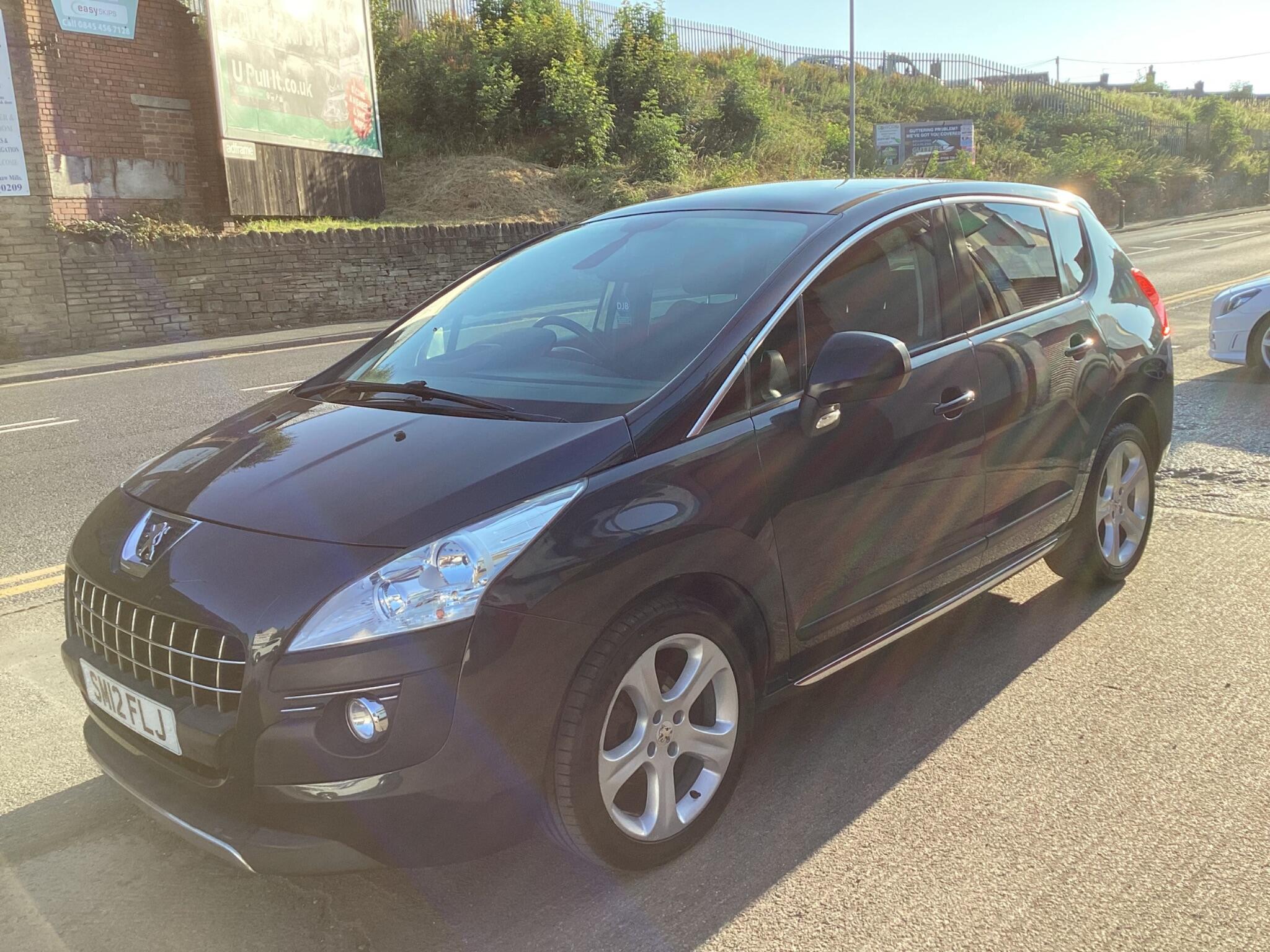 Peugeot 3008 view 2