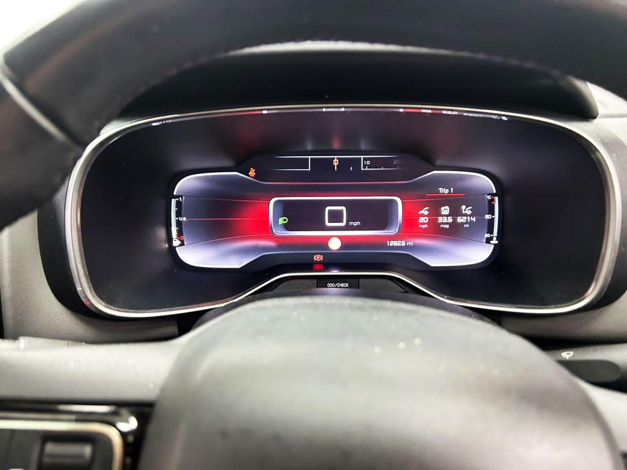 Citroen C5 Aircross view 19