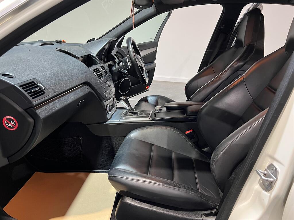 Mercedes-Benz C-Class view 5
