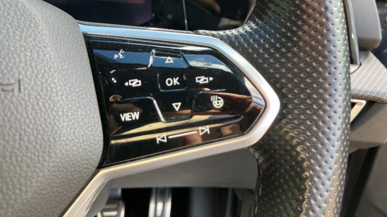 Volkswagen Golf view 54