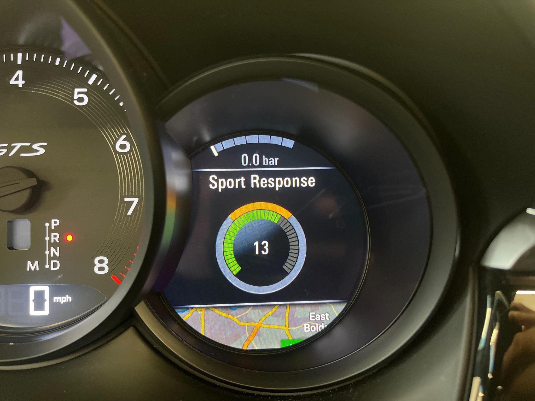 Porsche Macan view 40