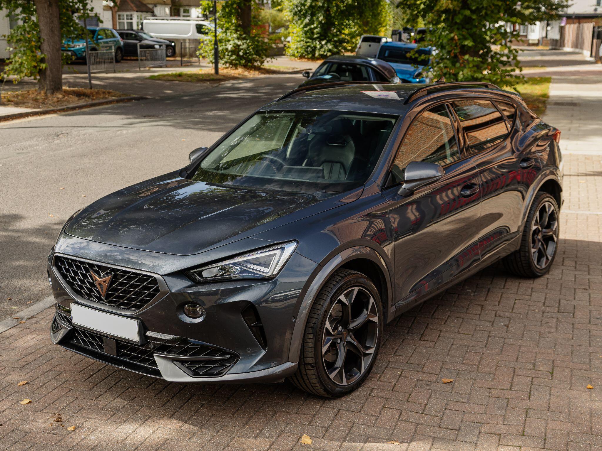 Cupra Formentor view 8