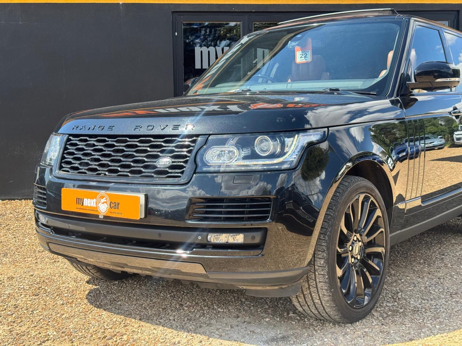 Land Rover Range Rover view 3