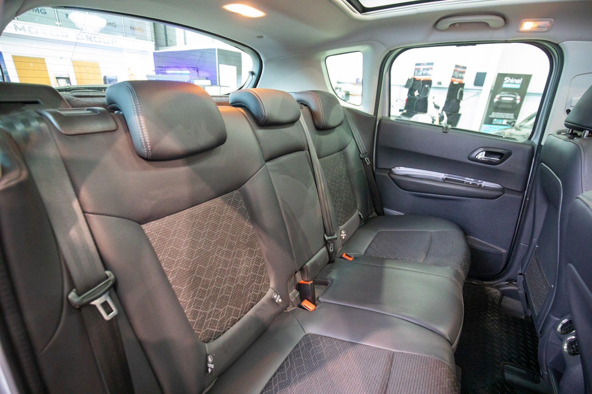 Peugeot 3008 view 14