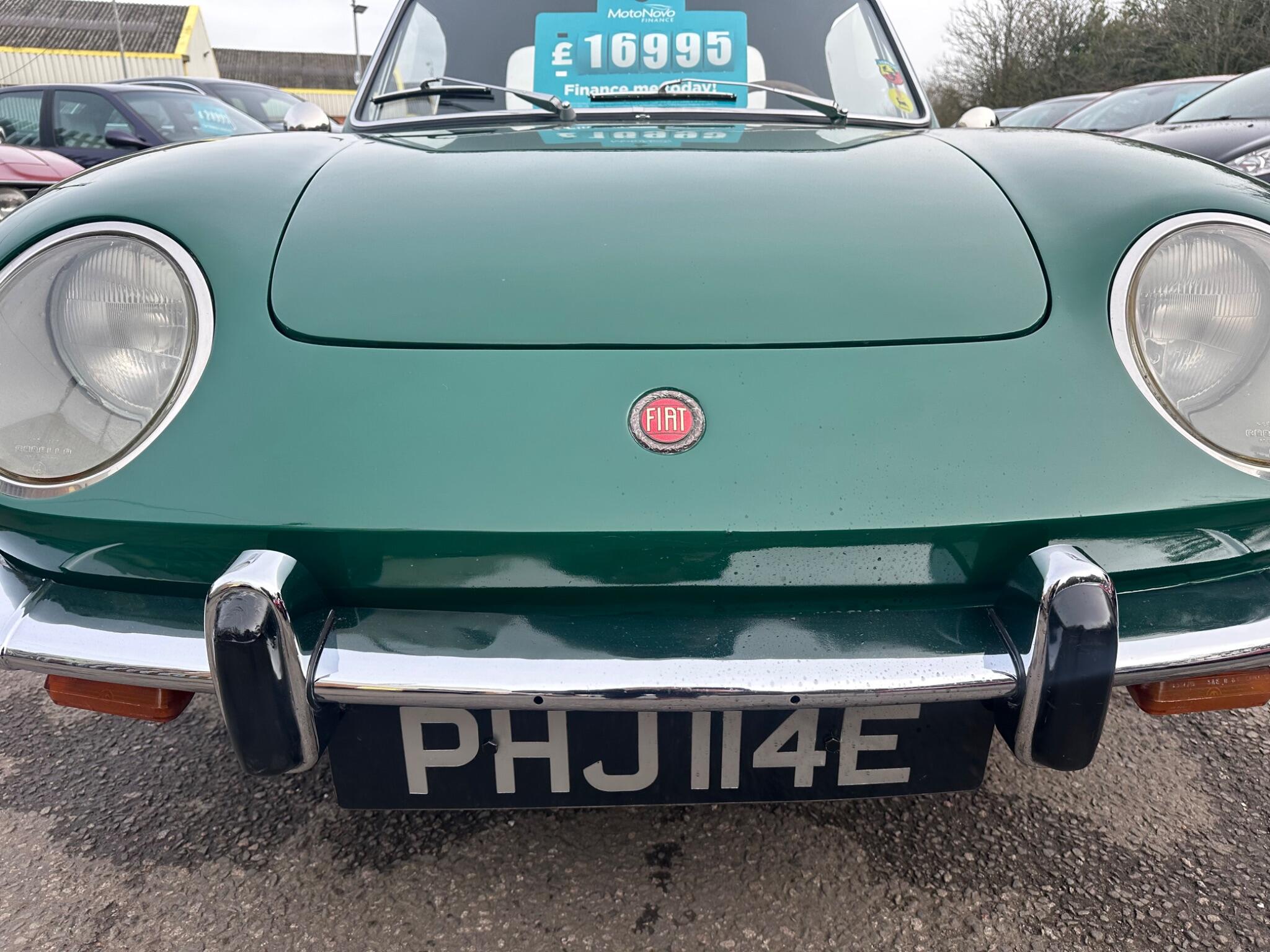 Fiat 850 view 9