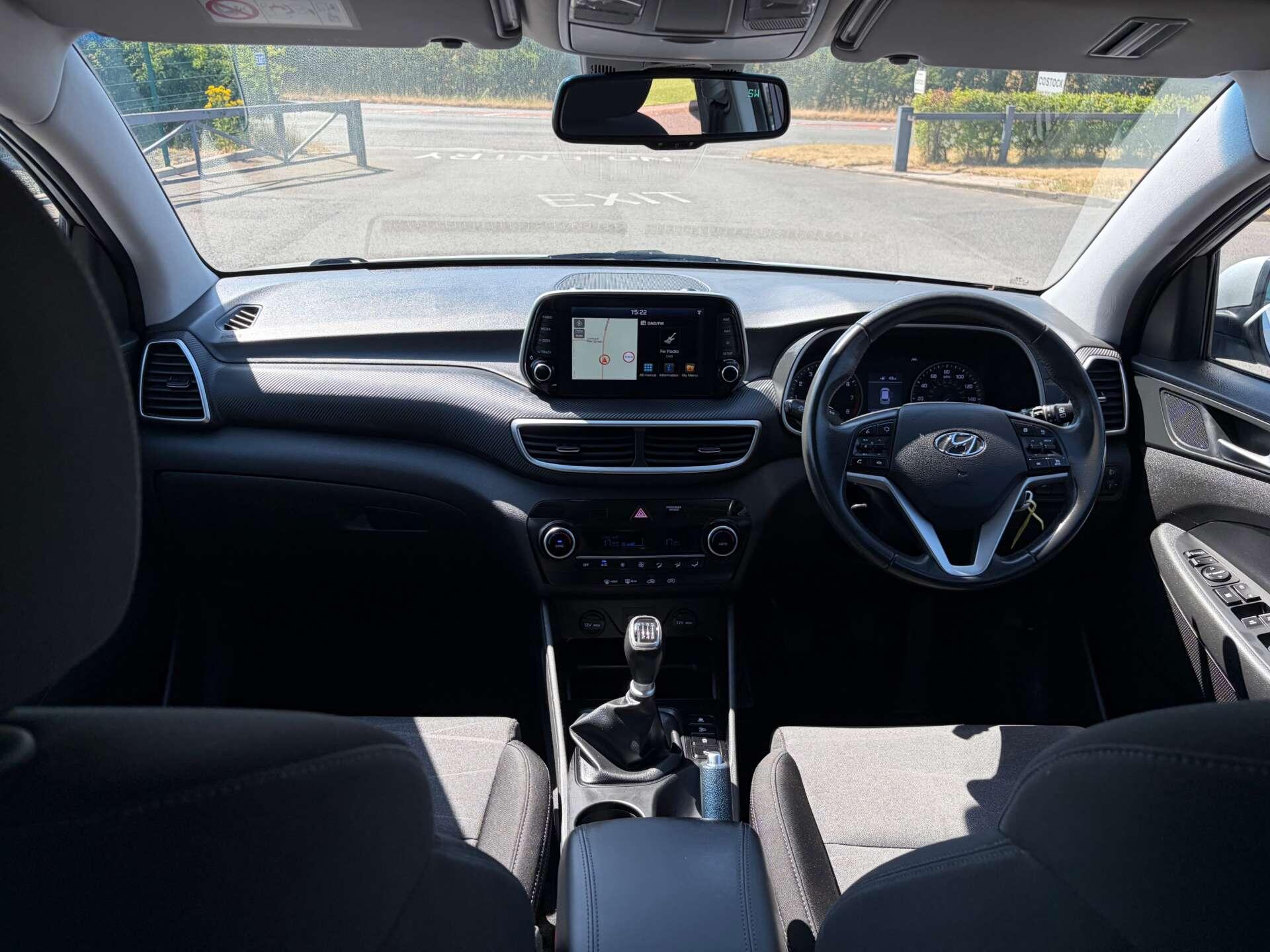 Hyundai Tucson view 32