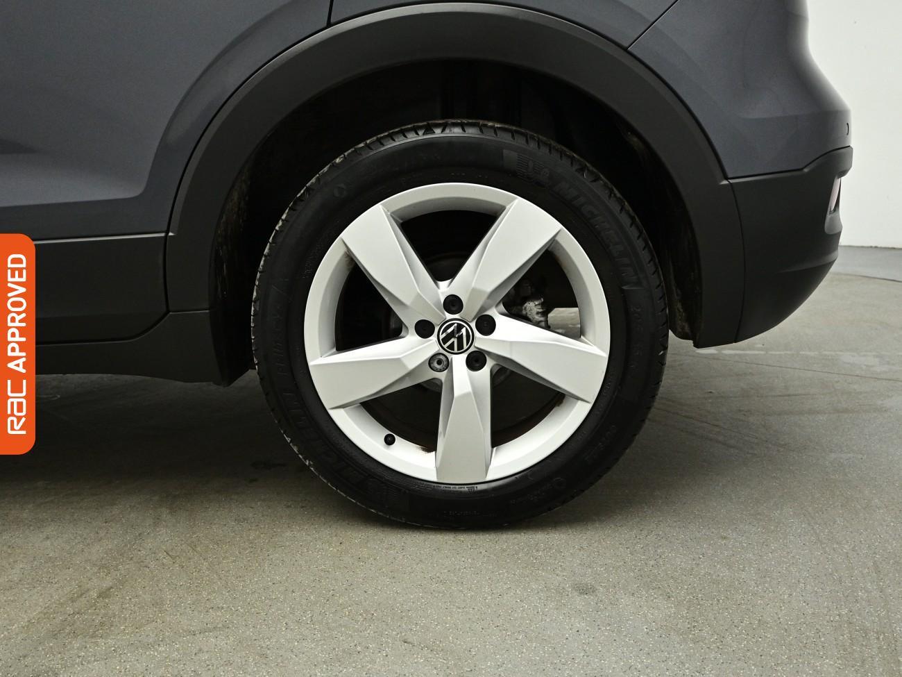 Volkswagen T-Cross view 25