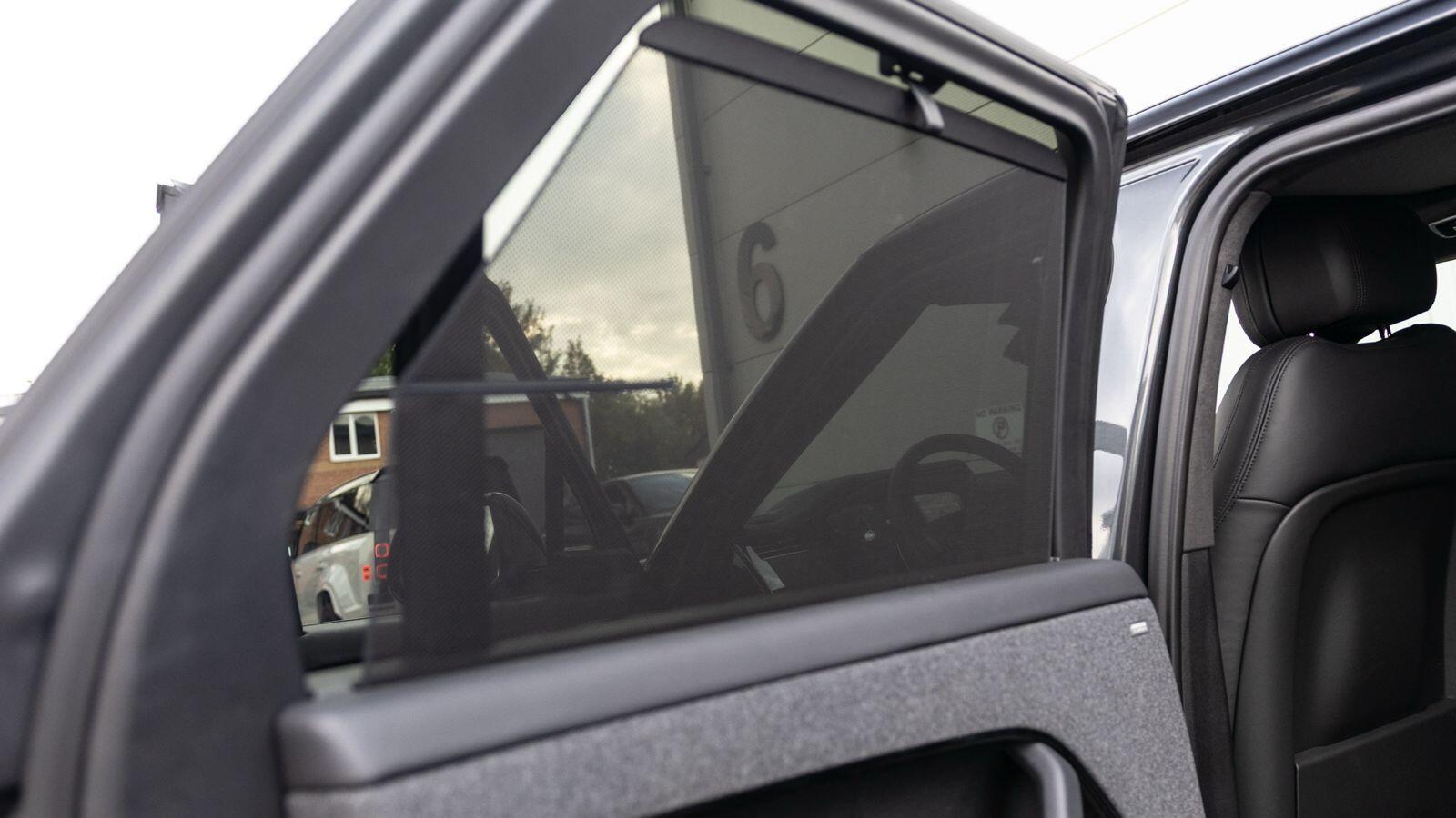 Land Rover Range Rover Sport view 16