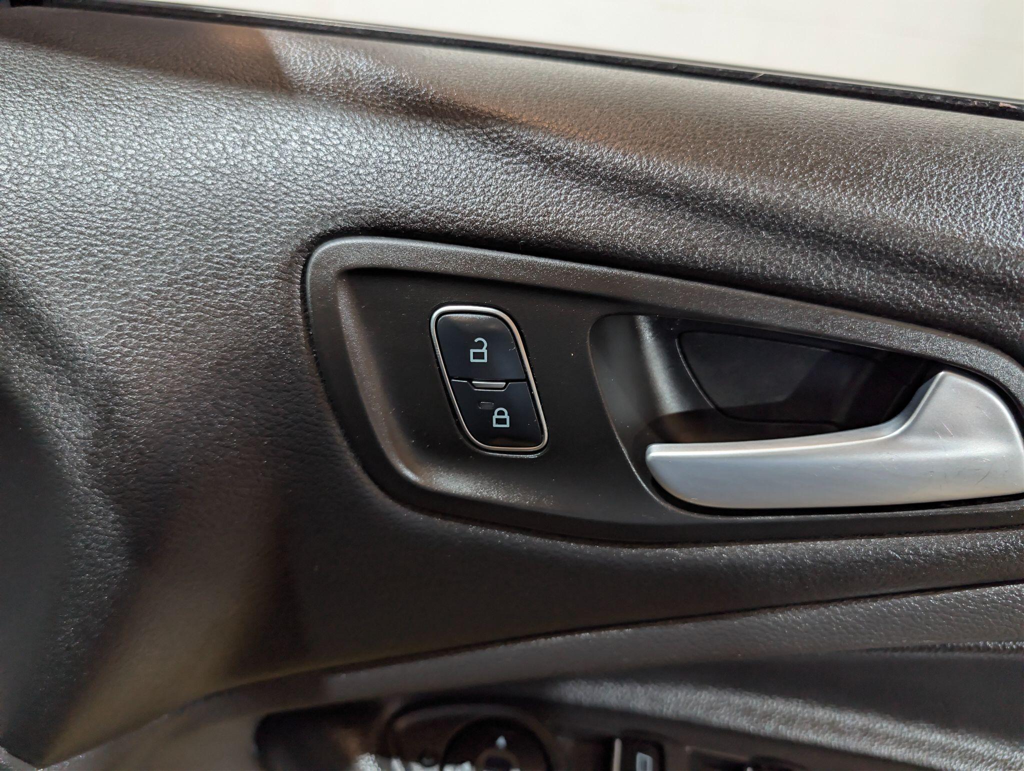 Ford Kuga view 39