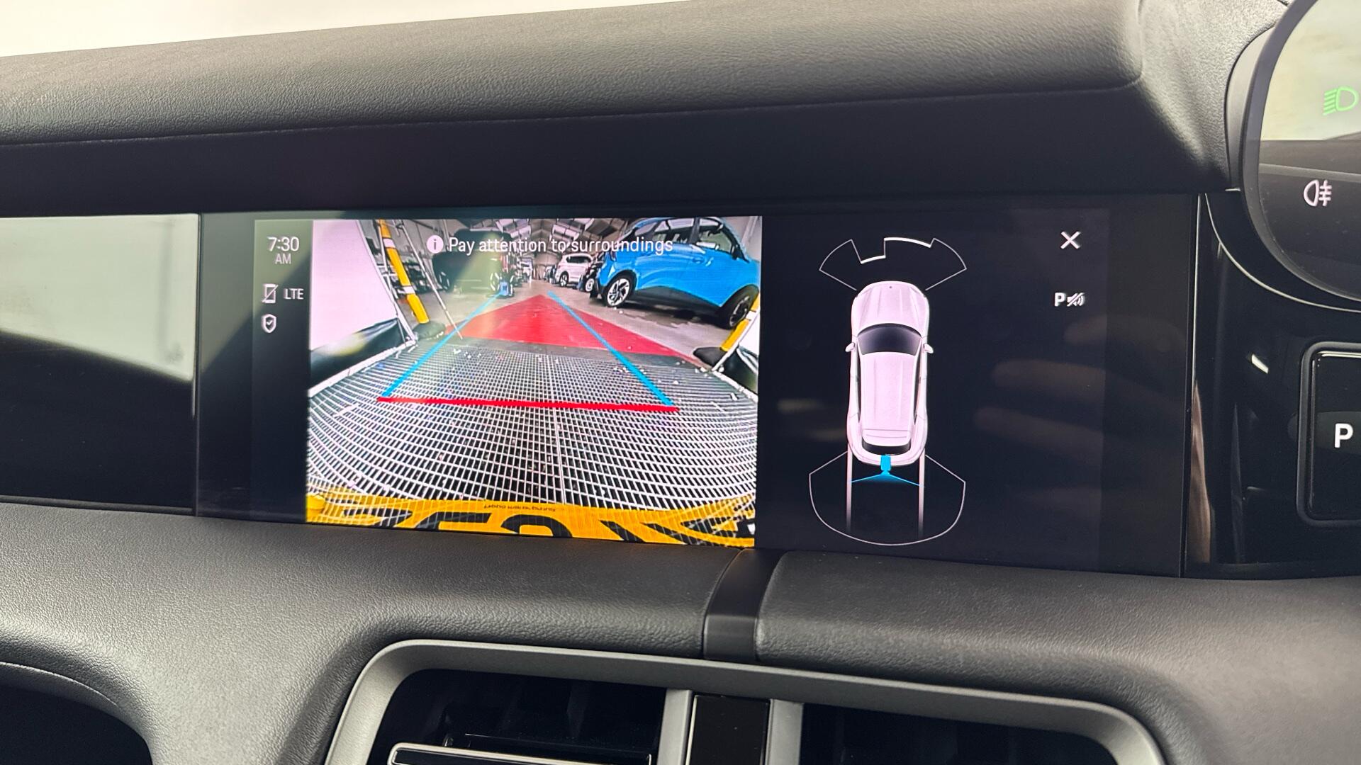 Porsche Taycan view 39
