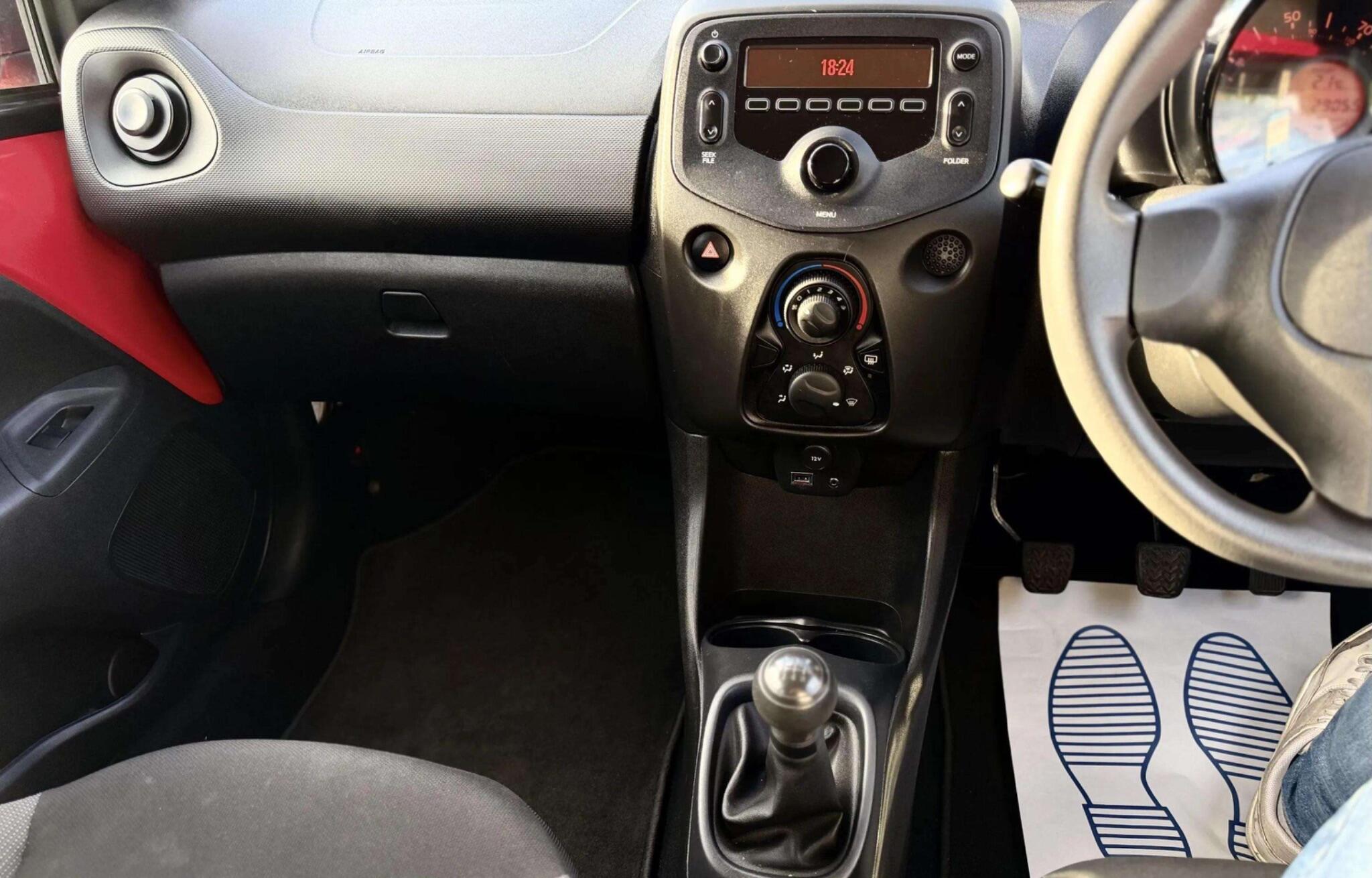 Toyota Aygo view 35