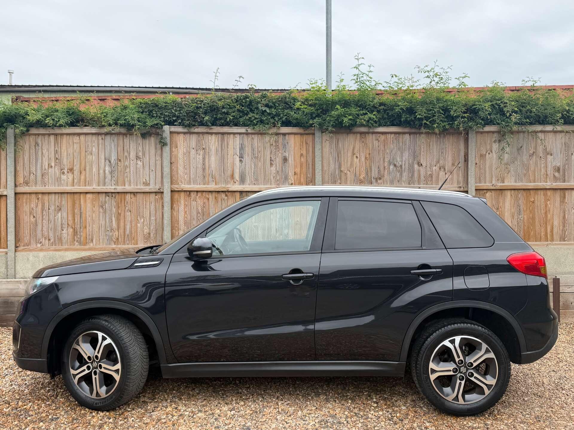 Suzuki Vitara view 6