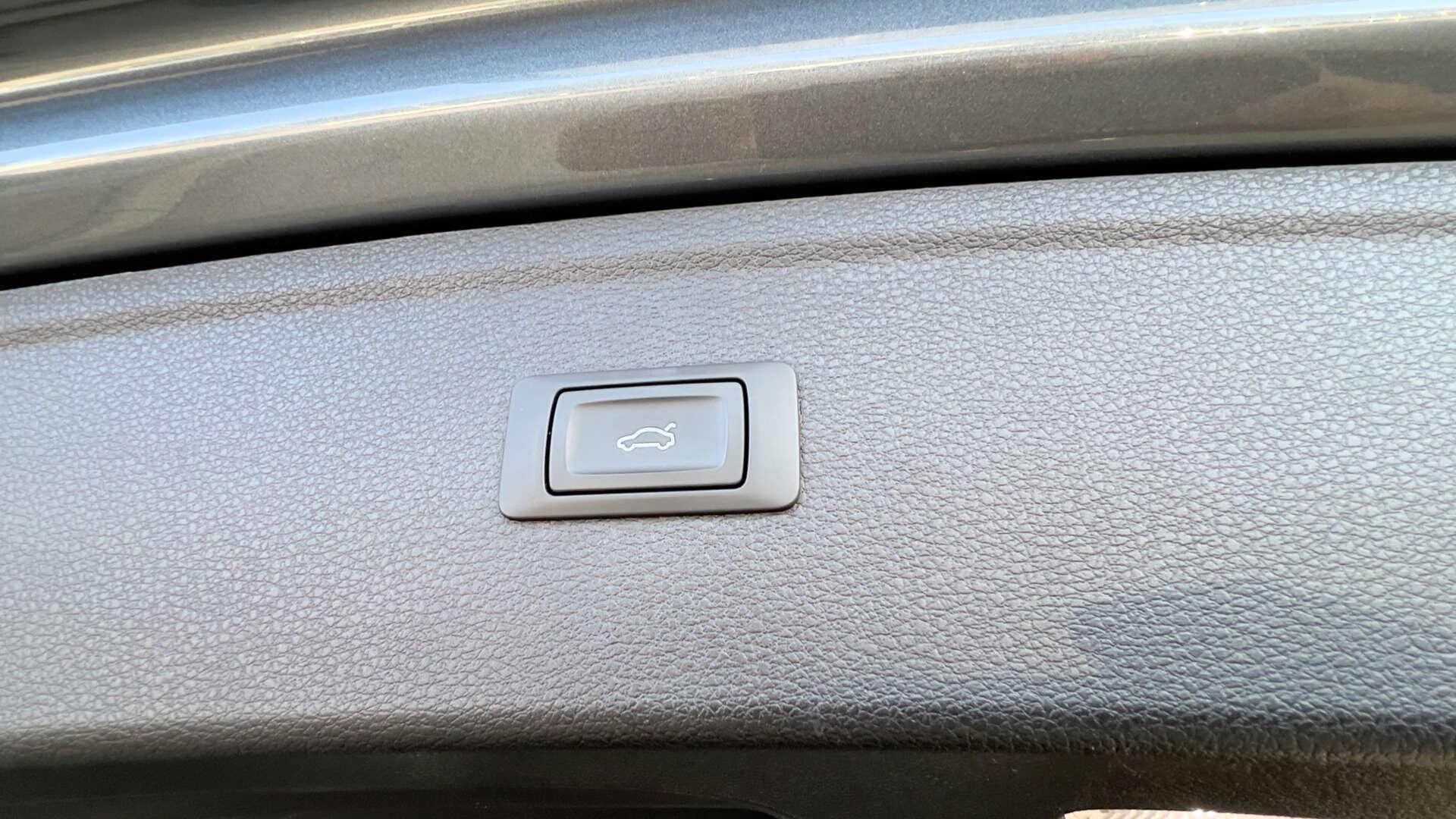 Audi Q5 view 26