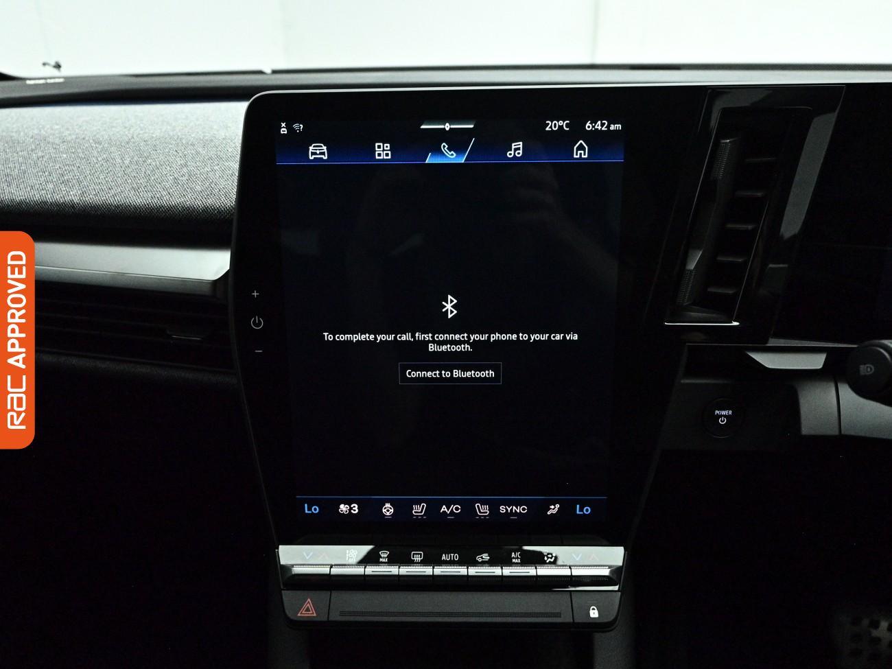 Renault Megane E-Tech view 14