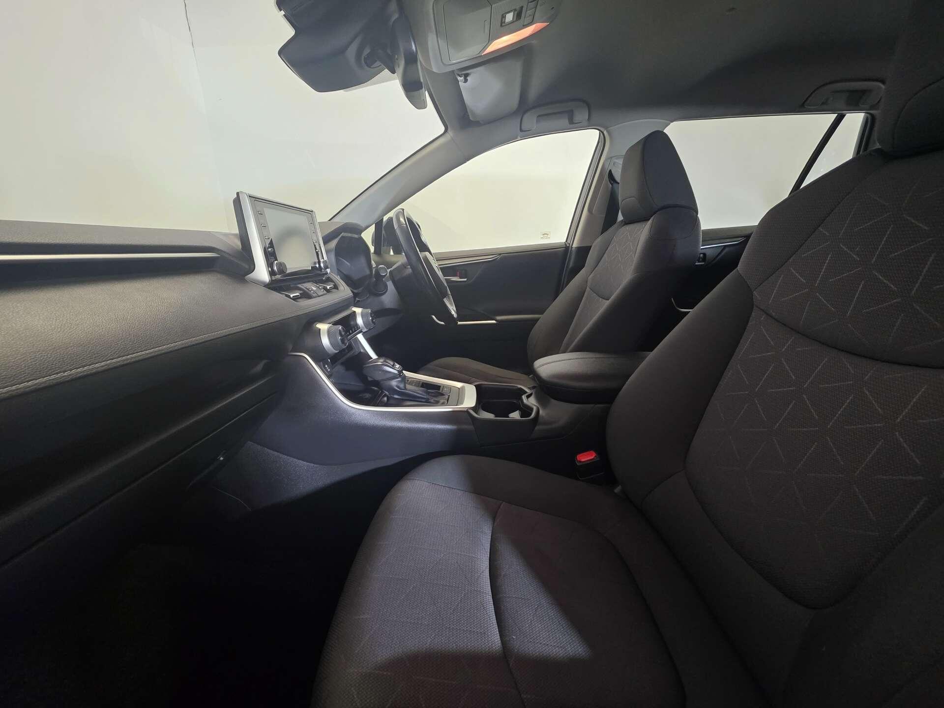 Toyota Rav4 view 46