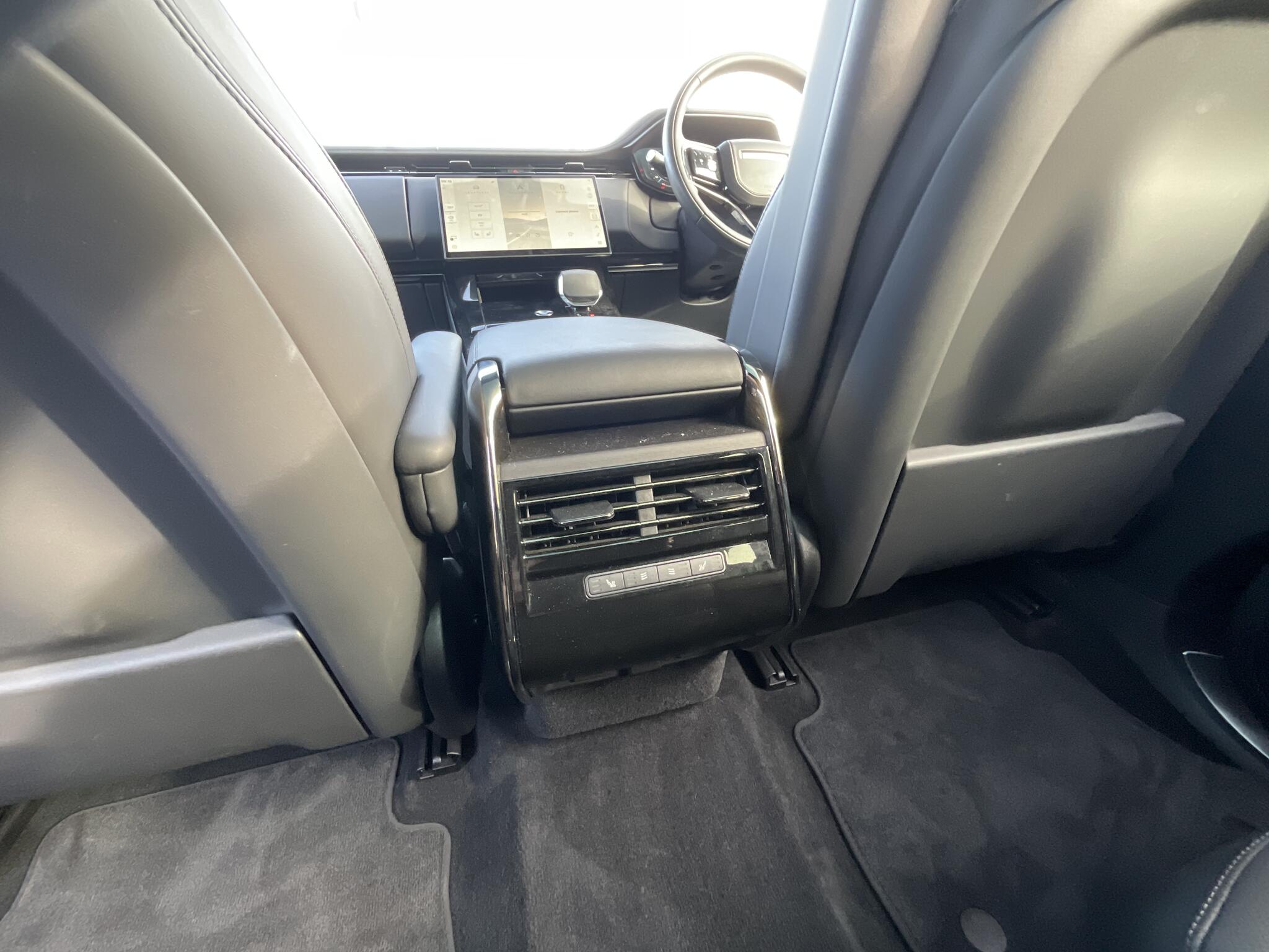 Land Rover Range Rover Sport view 17