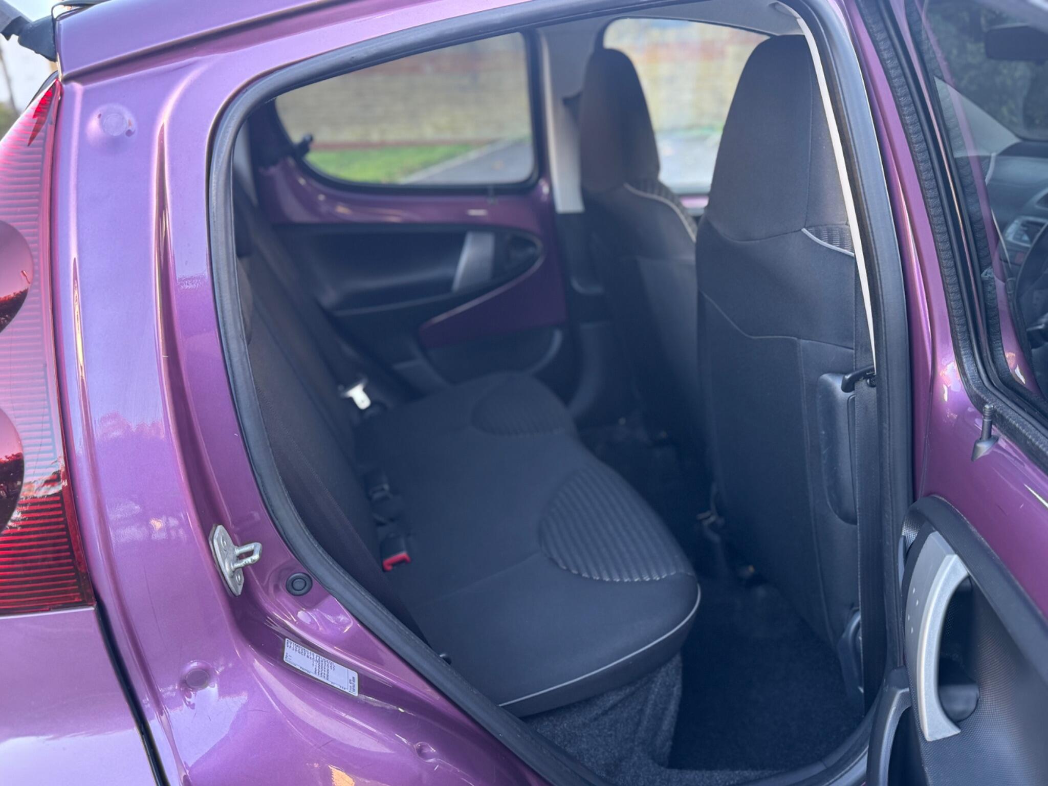 2012 Peugeot 107 1.0 12V Allure Euro 5 5dr • 87,000 miles image 29