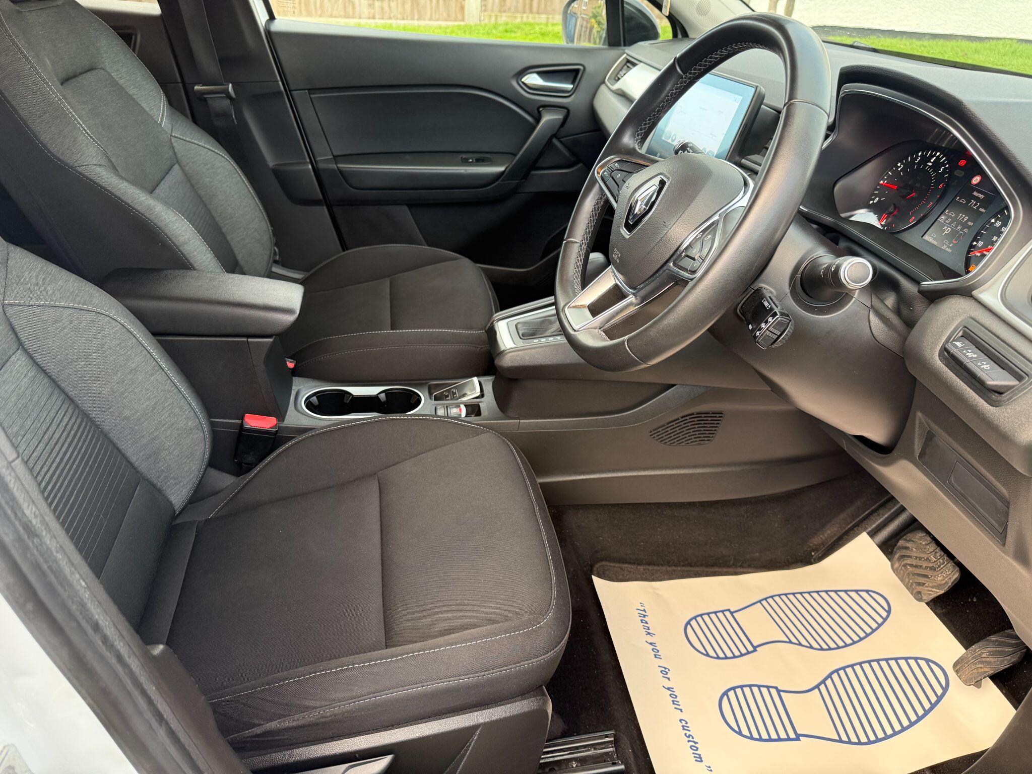 2021 Renault Captur 1.3 TCe Iconic EDC Euro 6 (s/s) 5dr • 36,000 miles image 22
