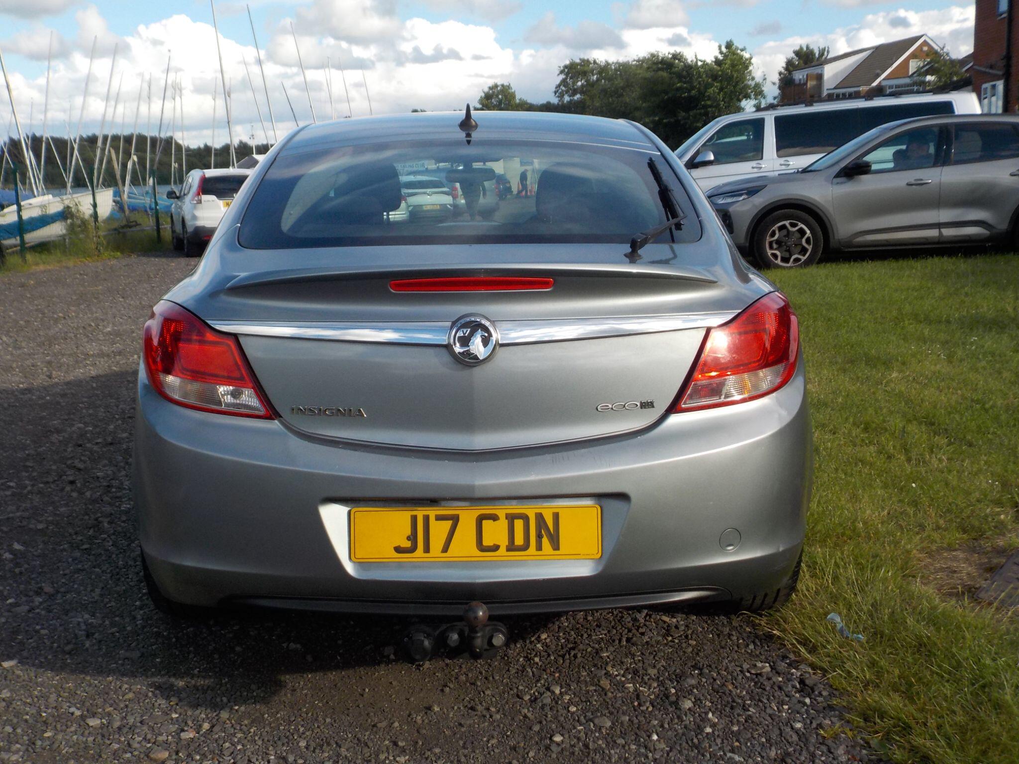 Vauxhall Insignia 2.0 CDTi ecoFLEX Tech Line Euro 5 (s/s) 5dr