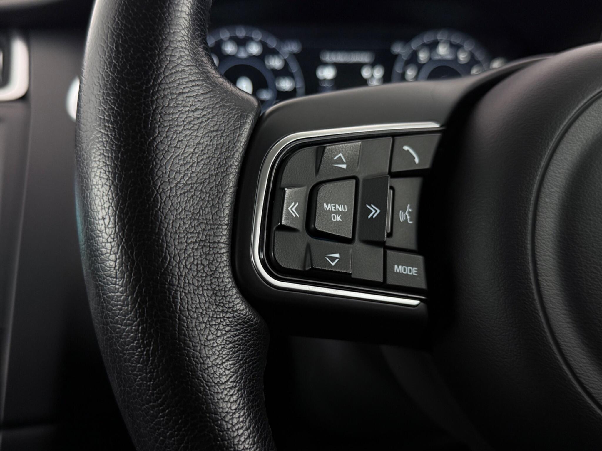Jaguar E-Pace view 15