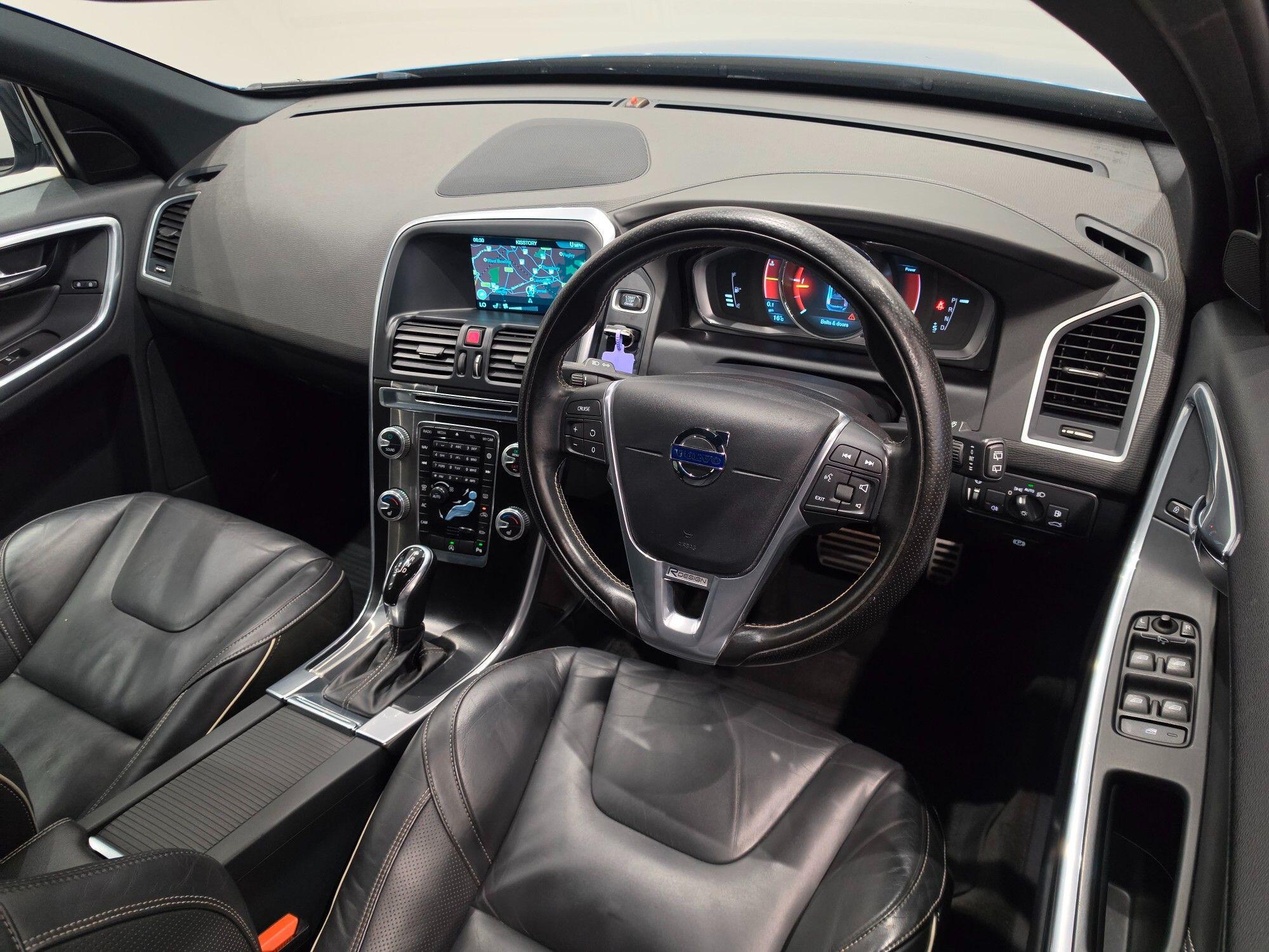 Volvo XC60 view 33
