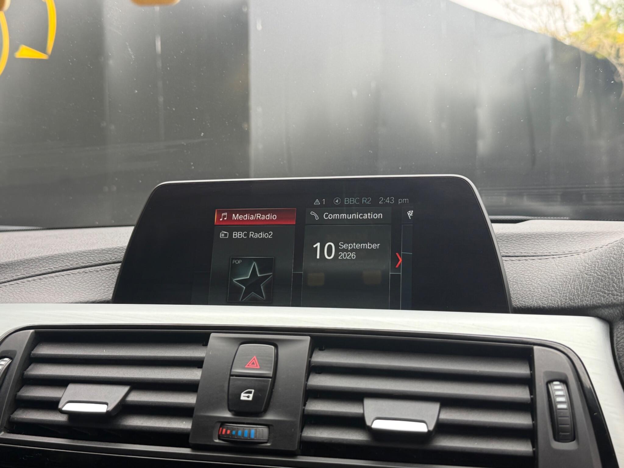BMW 3 Series view 33