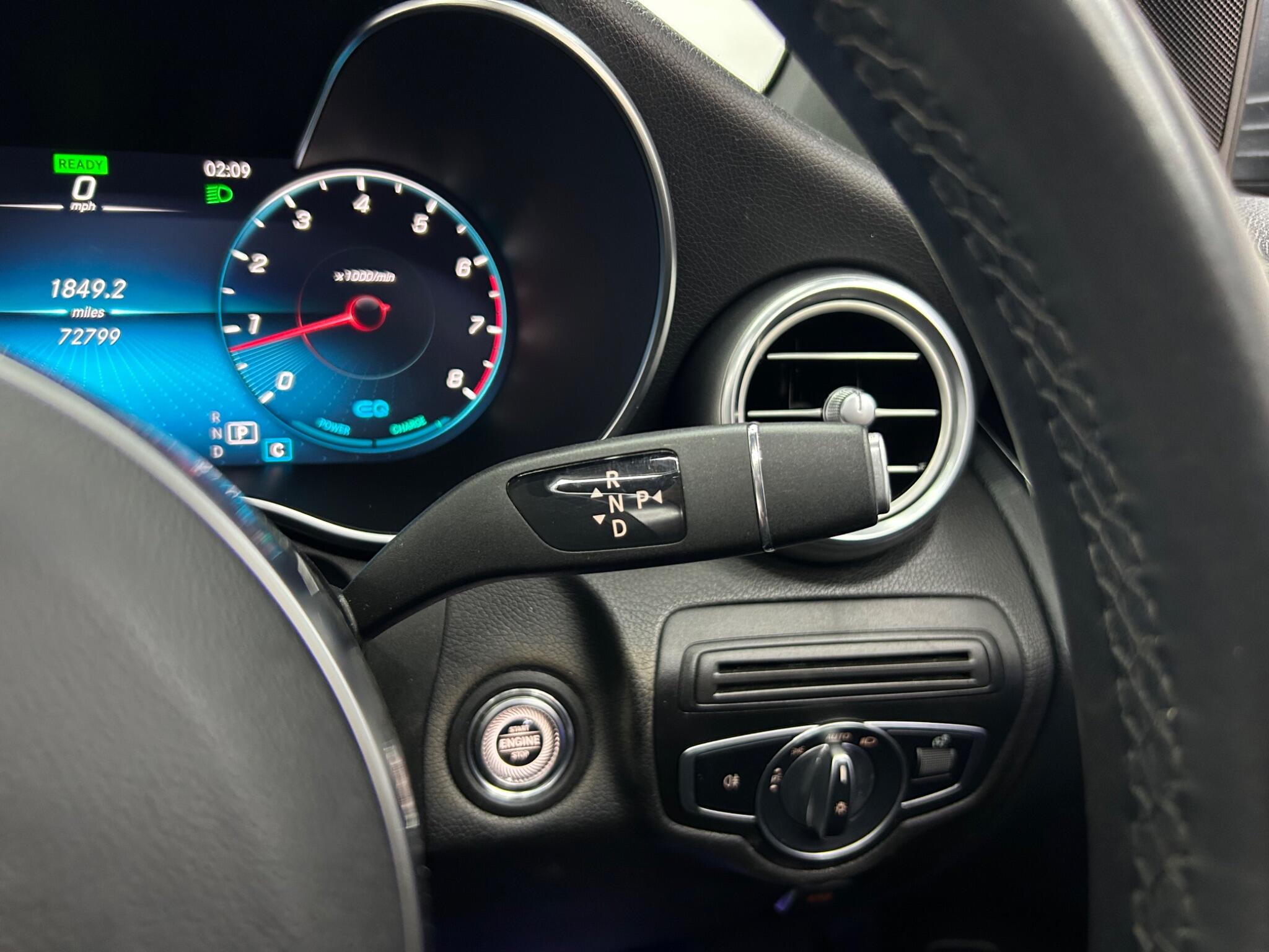 Mercedes-Benz GLC view 26