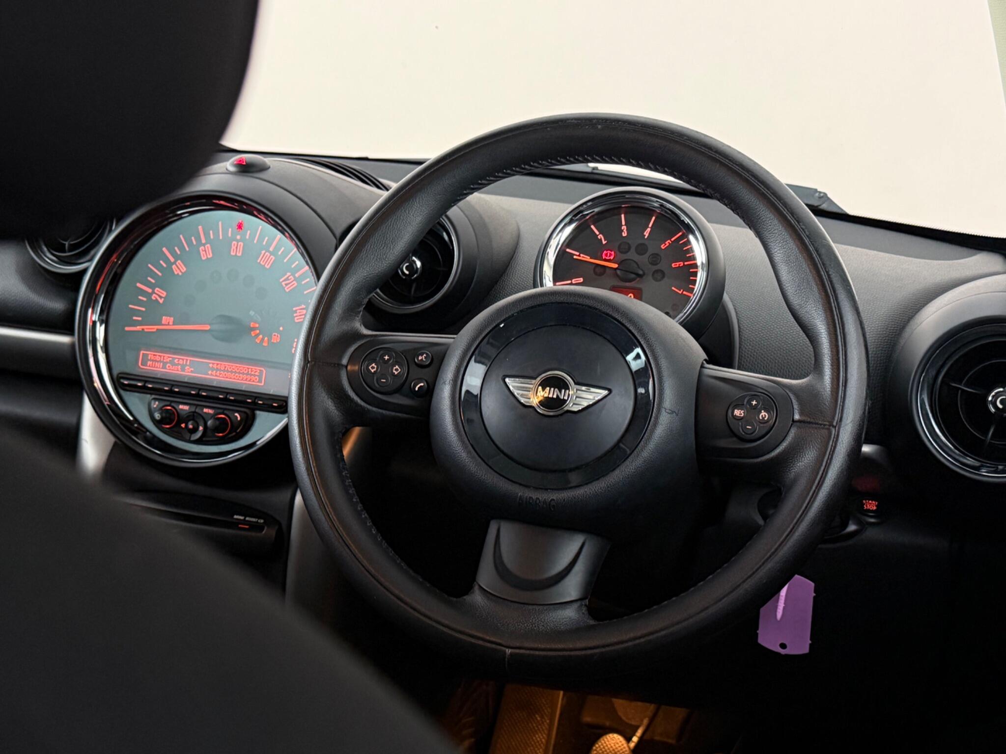 Mini Countryman view 12