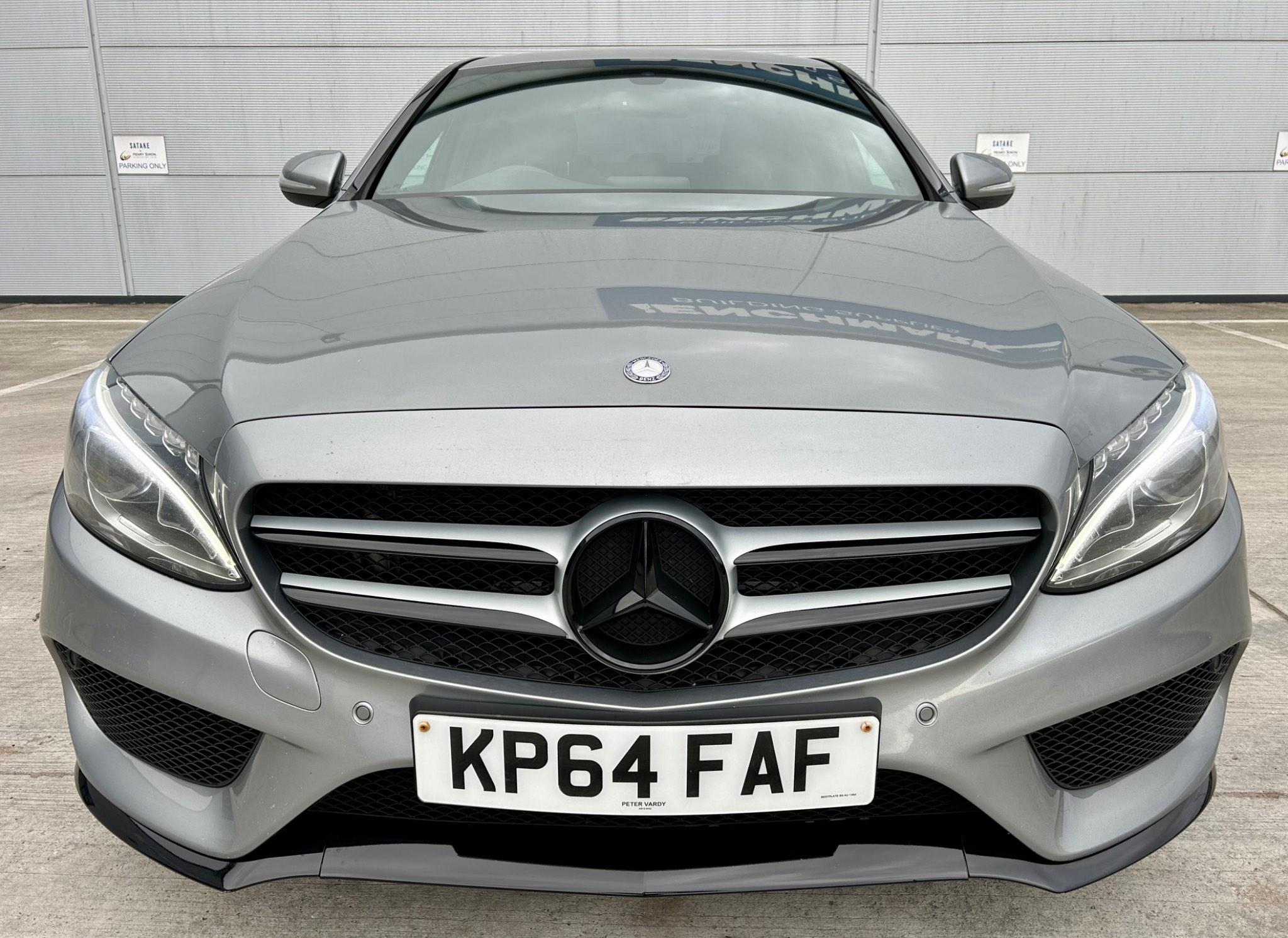 Mercedes-Benz C-Class view 4